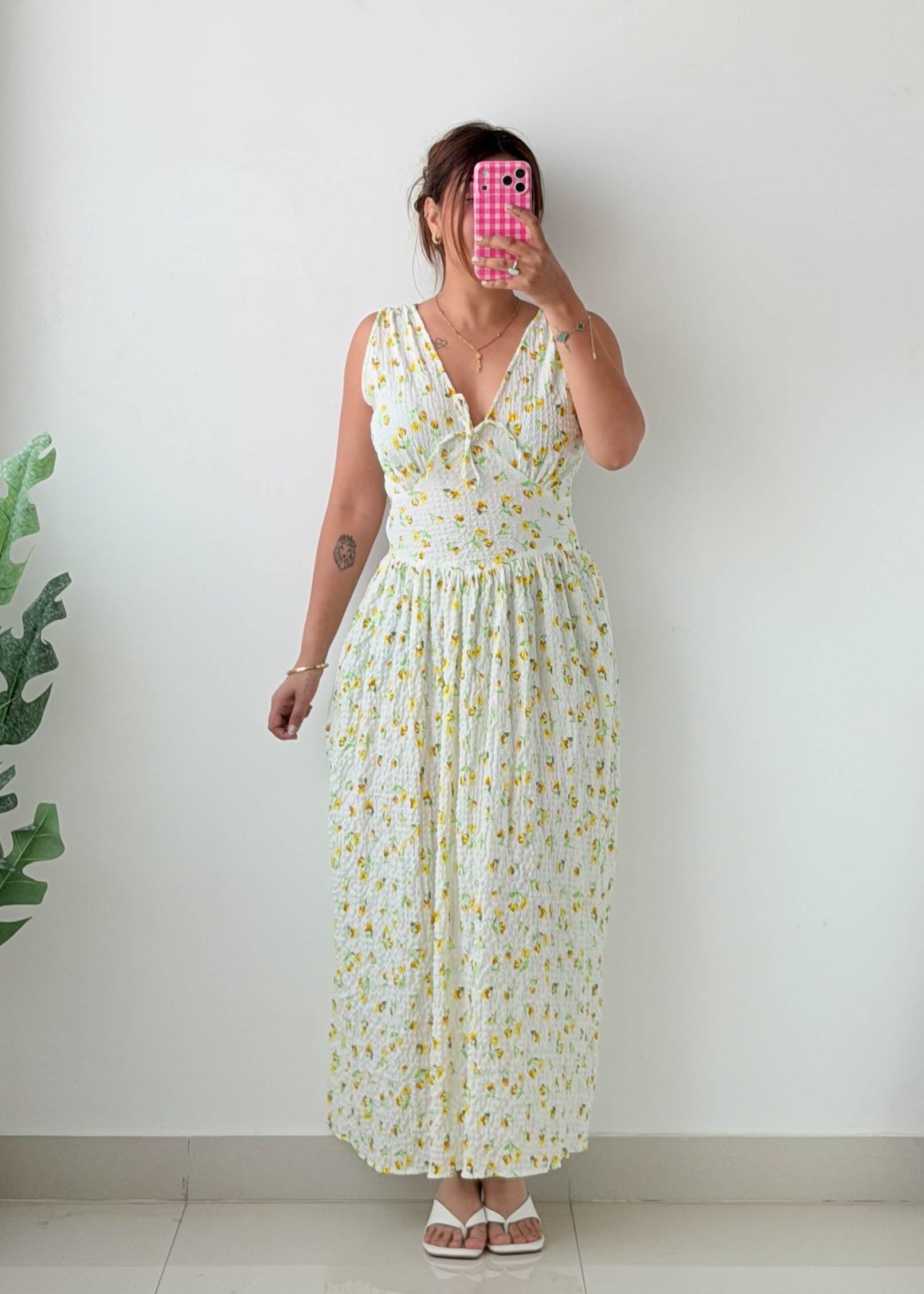 Size M-L White Floral Maxi Dress