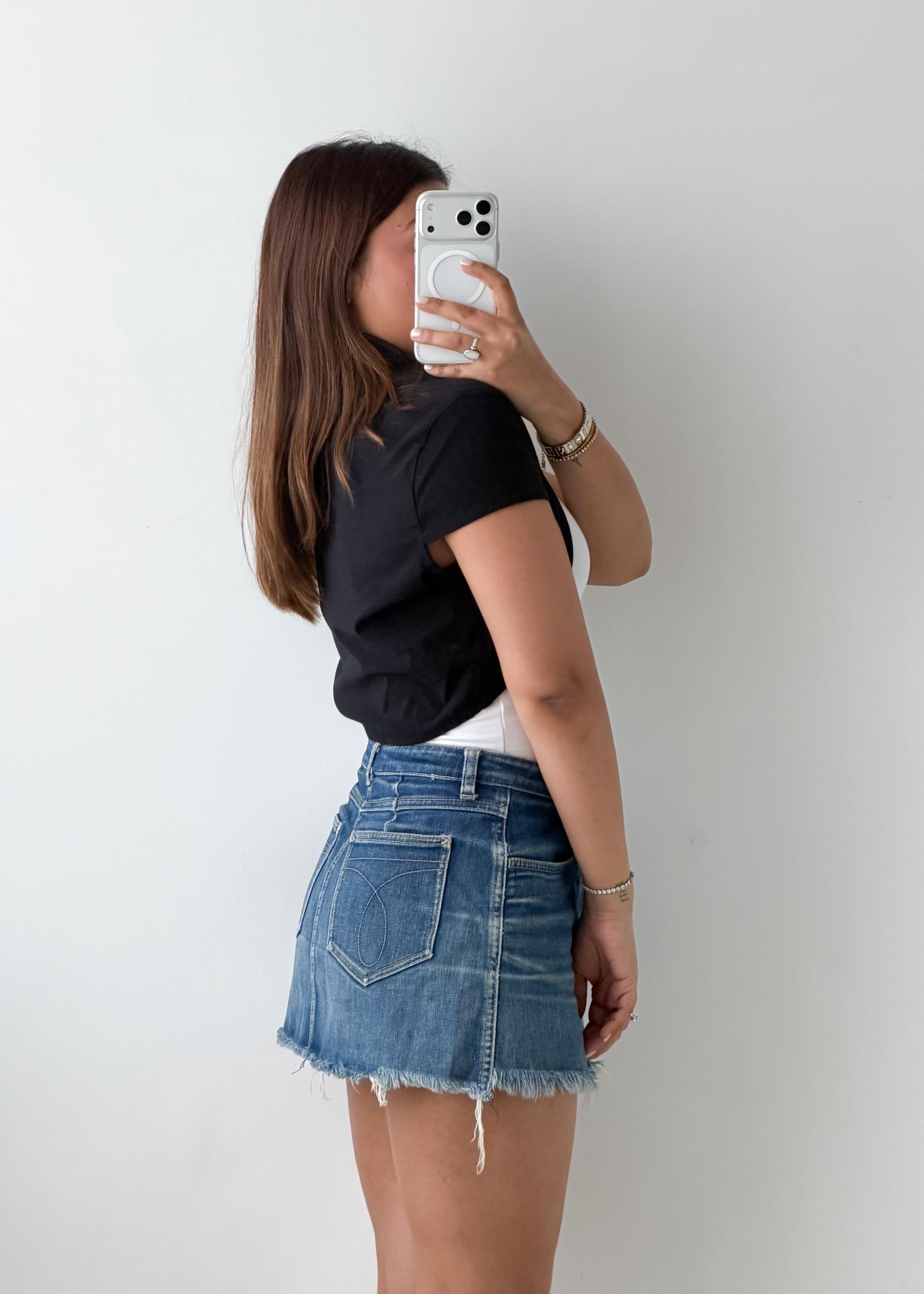 Size S-M Black shrug top