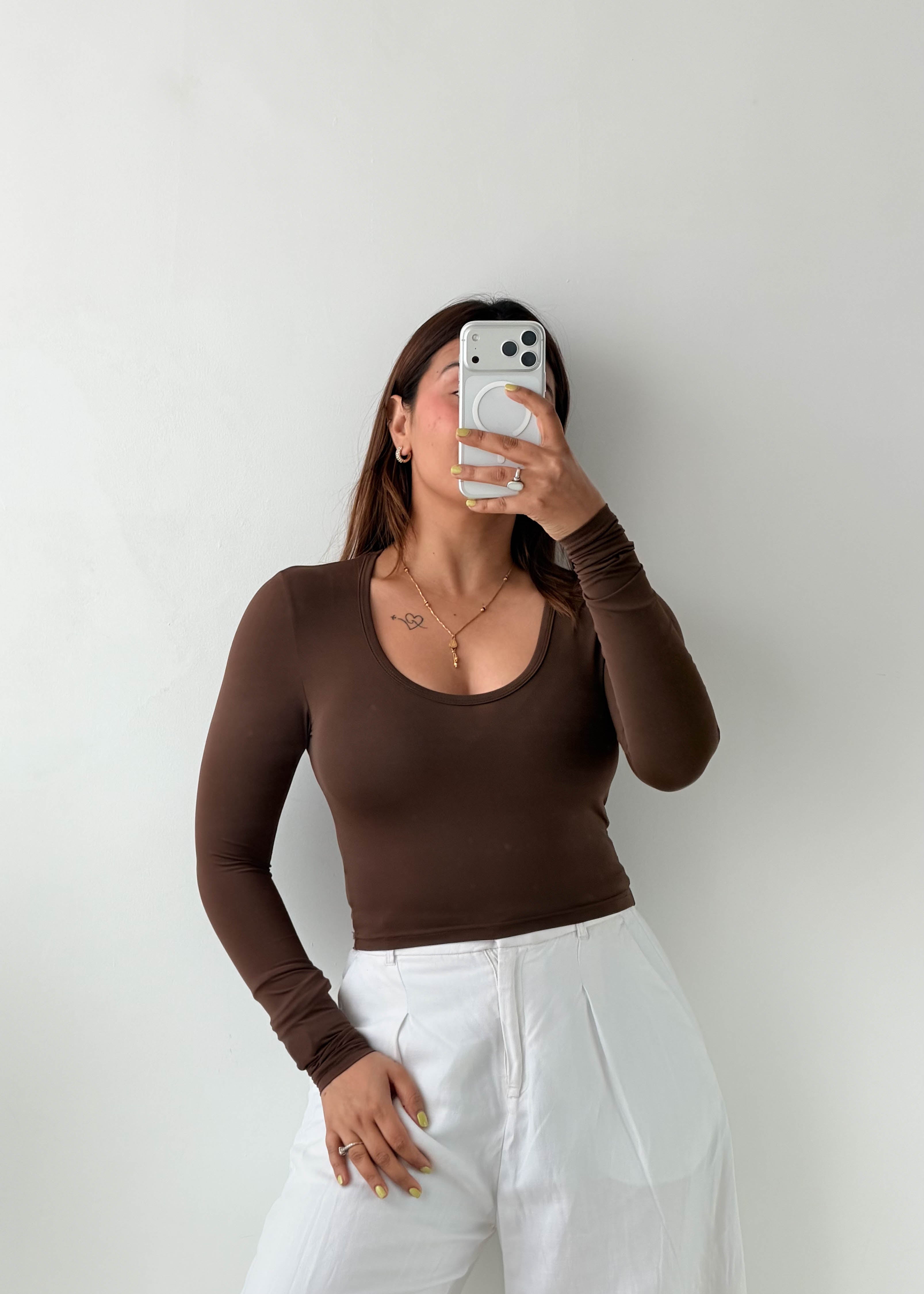 Size S-M Chocolate Brown Scoop Neck Top