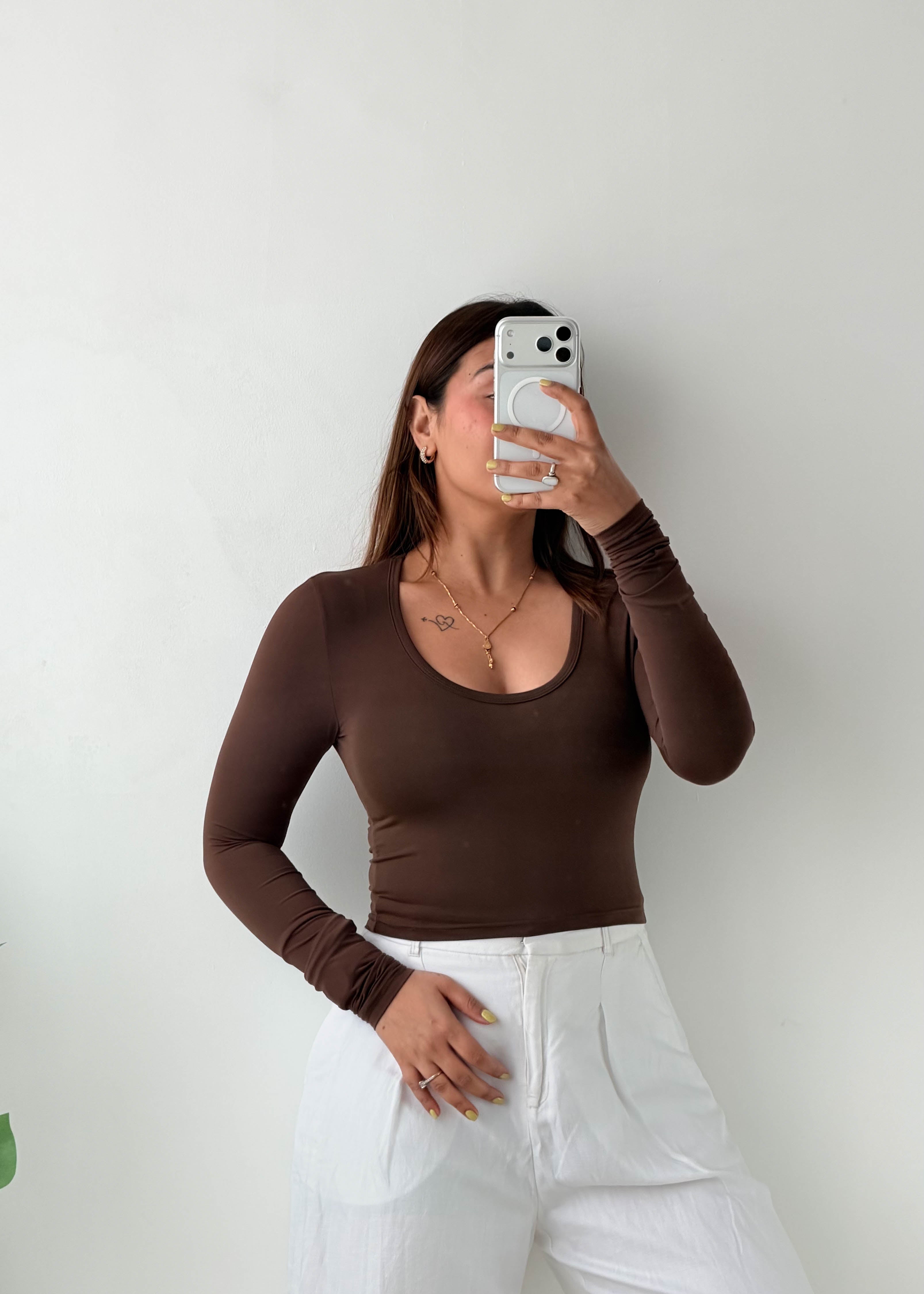 Size S-M Chocolate Brown Scoop Neck Top