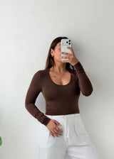 Size S-M Chocolate Brown Scoop Neck Top