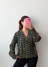Size M-L Green Geometric Print Blouse