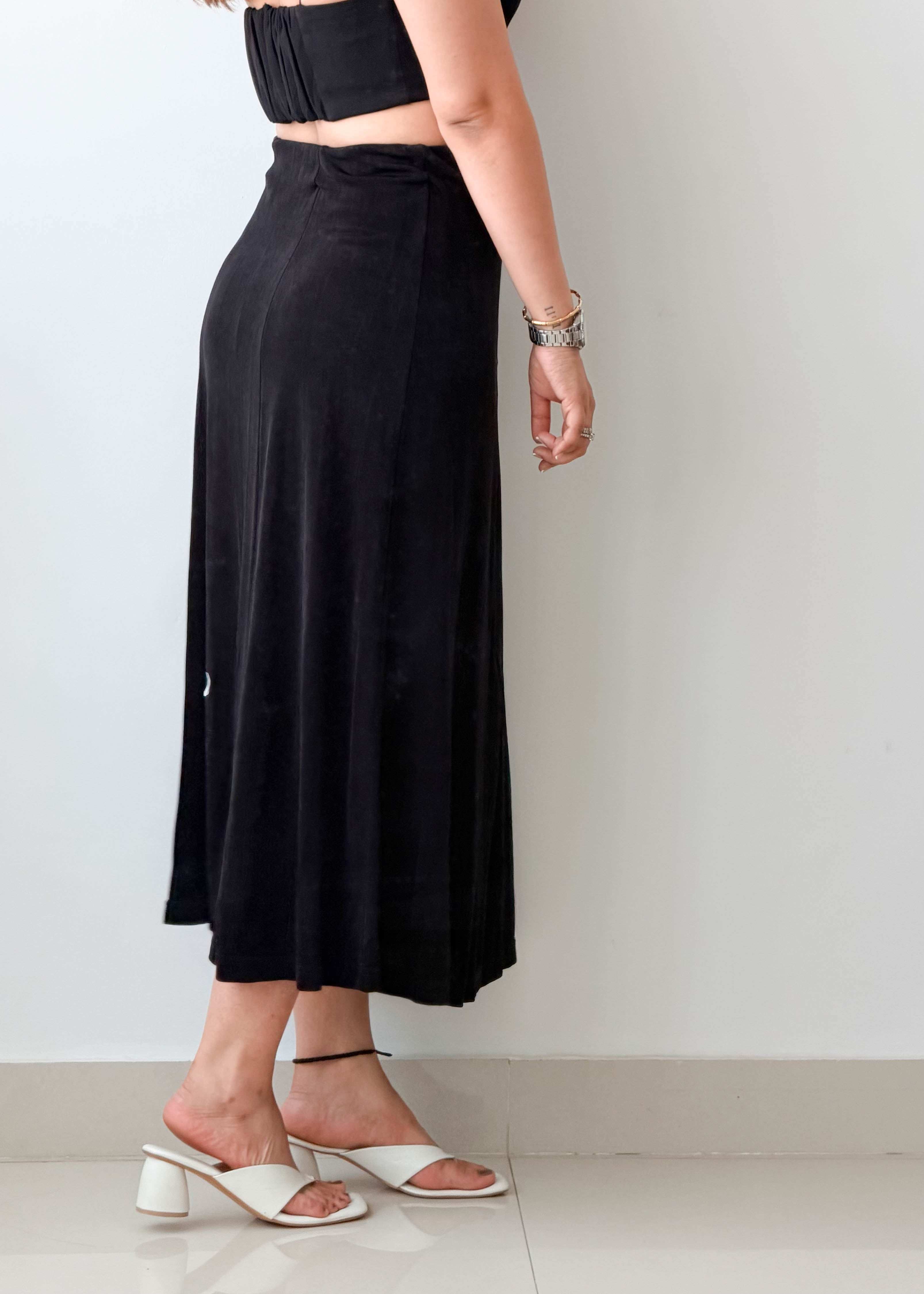 Waist 30-32 Black Button Midi Skirt