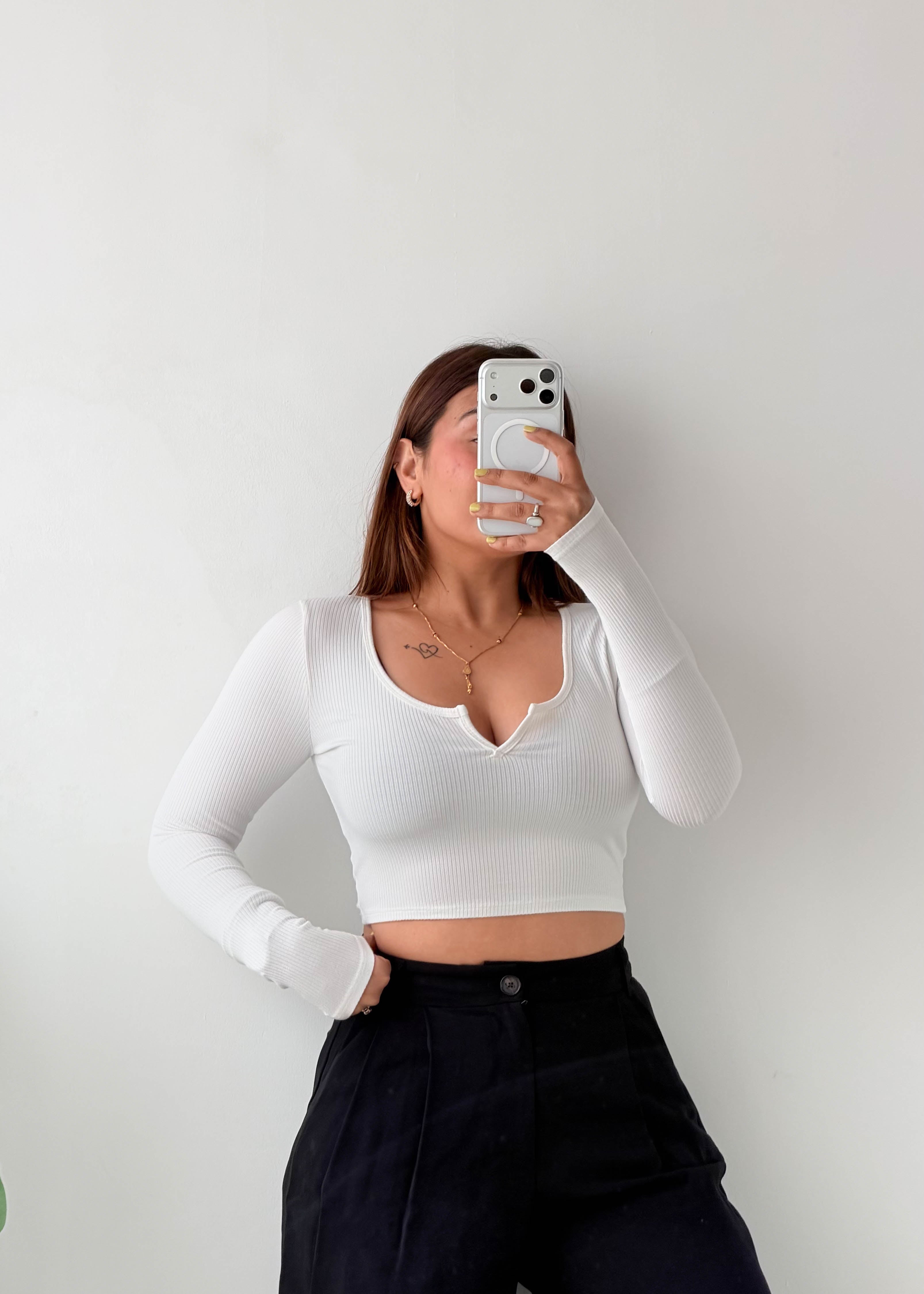 Size XS-S White Notch Neck Crop Top