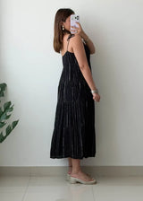 Size S-M, Black Pleated Midi Dress