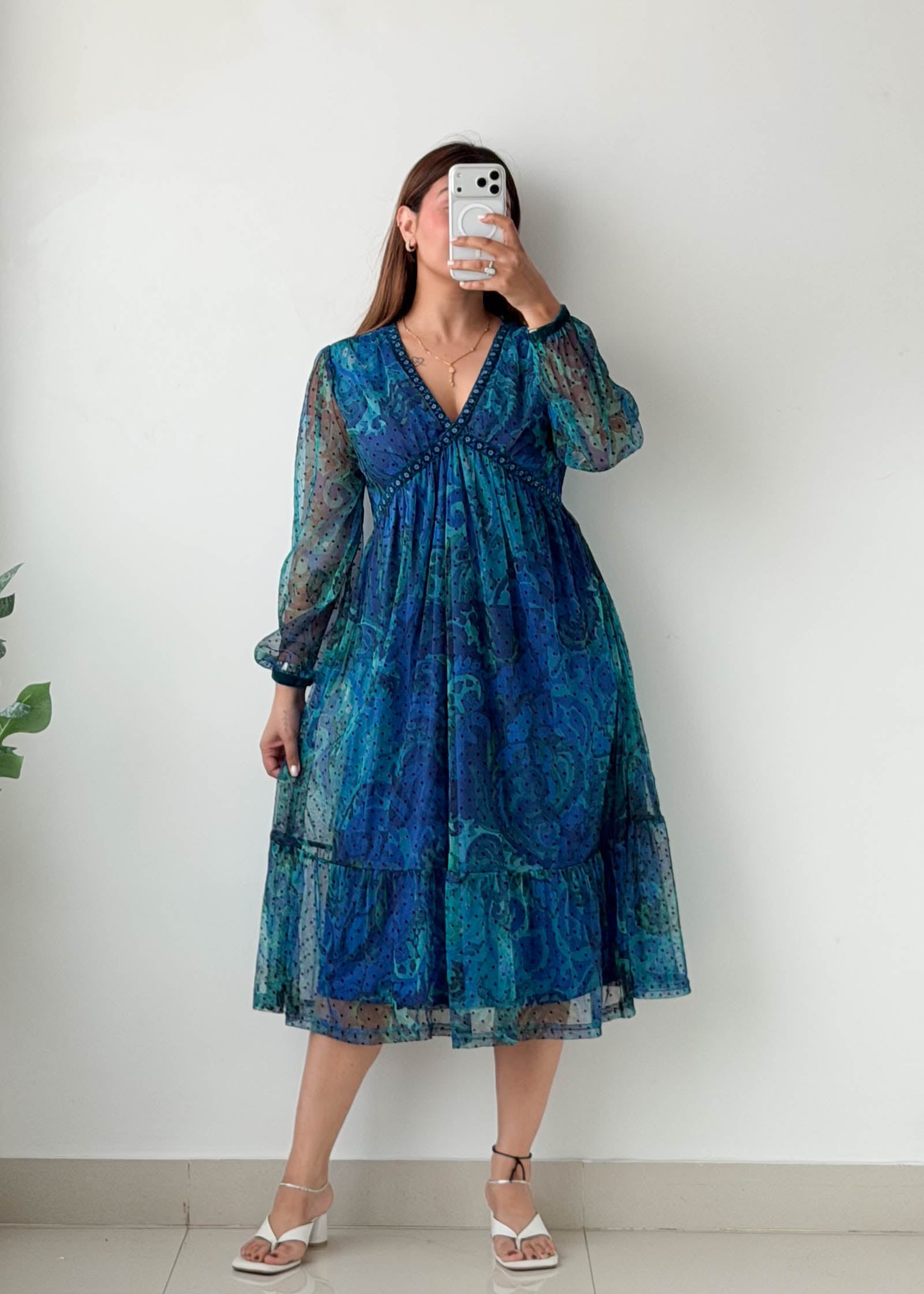 Size S-M Blue Paisley Printed Midi Dress