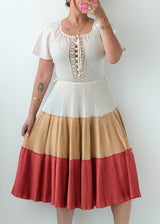 Size XS-S Colorblock Tiered Midi Dress