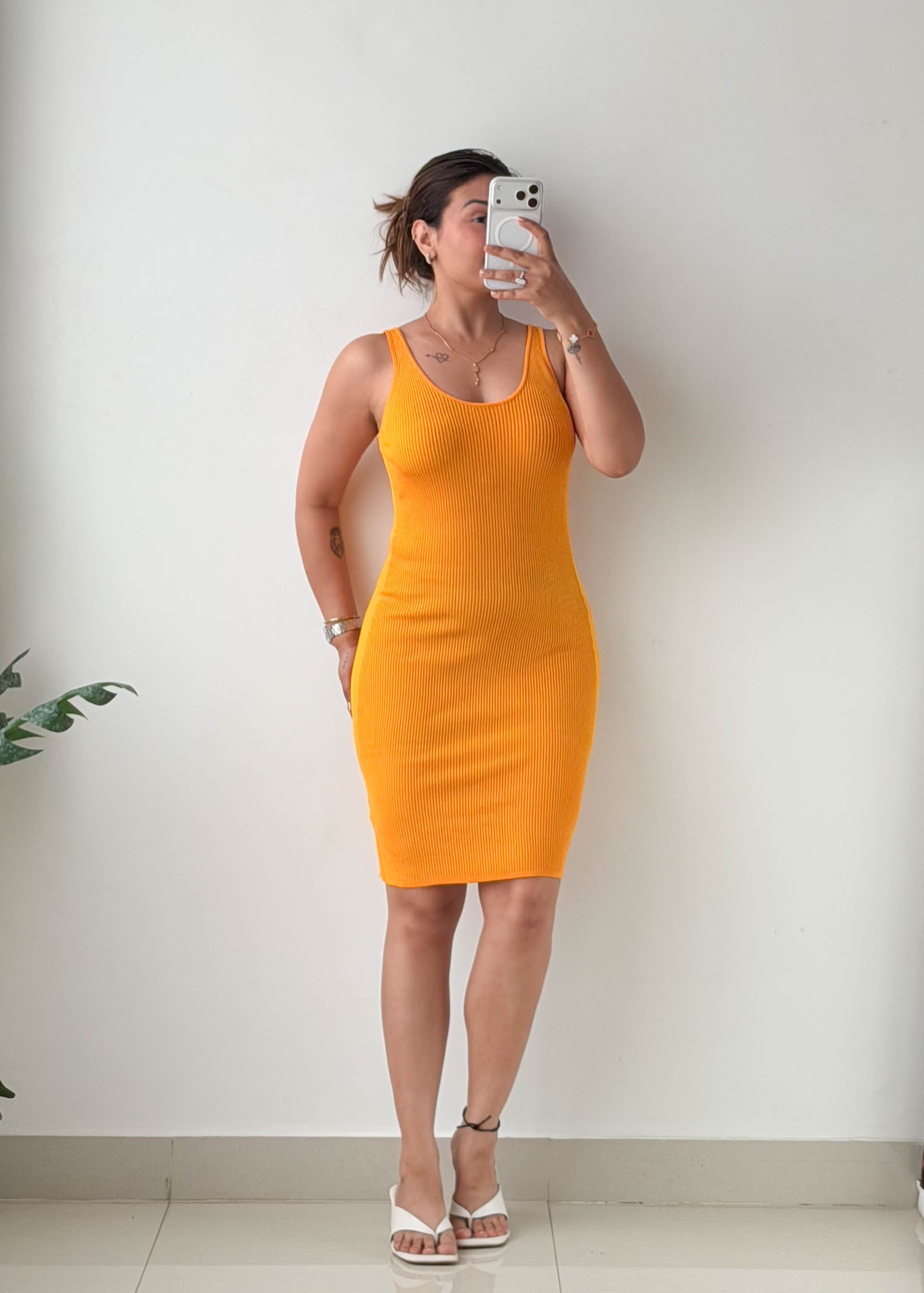Size M-L Mustard Ribbed Knit Bodycon Midi Dress