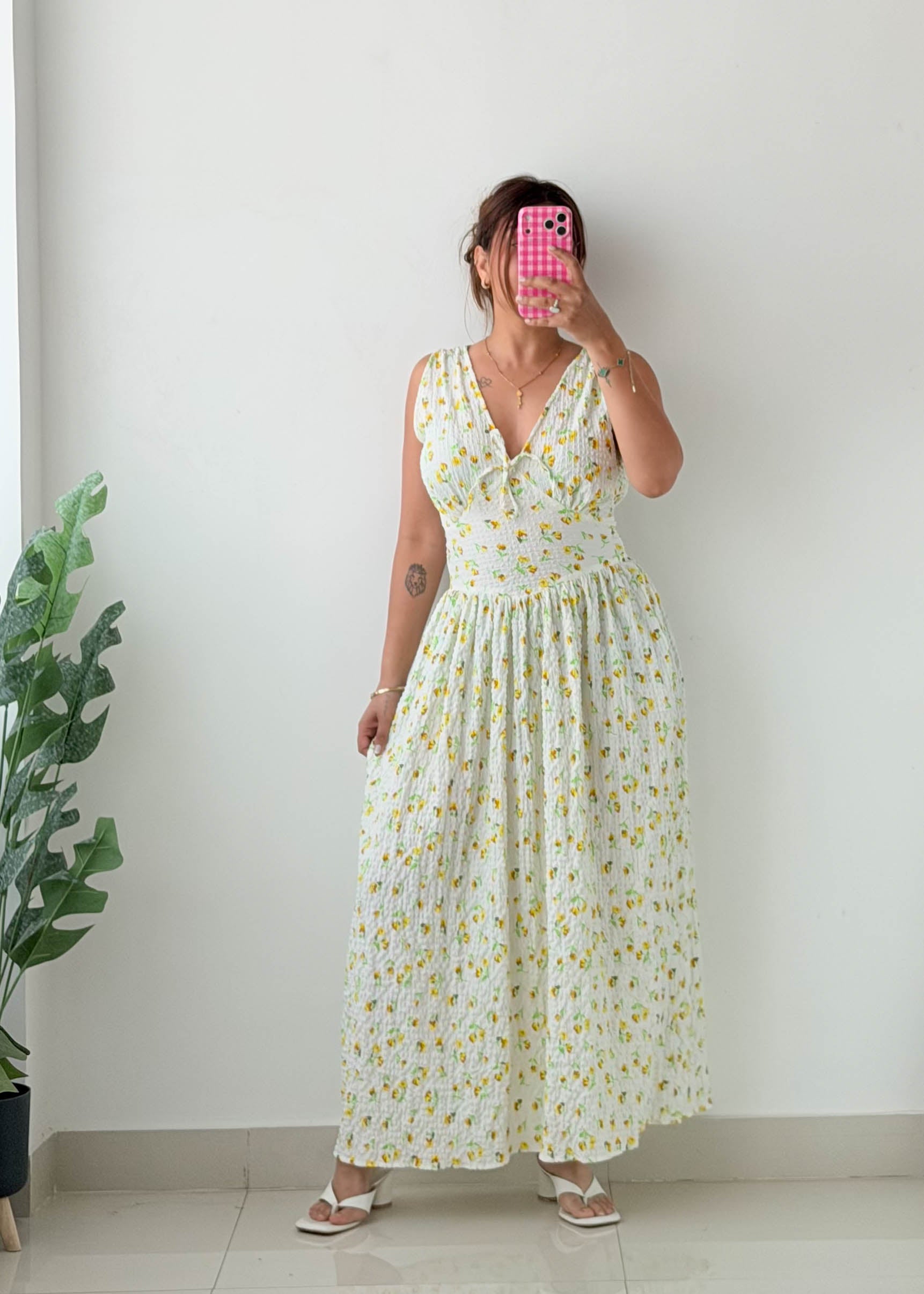 Size M-L White Floral Maxi Dress