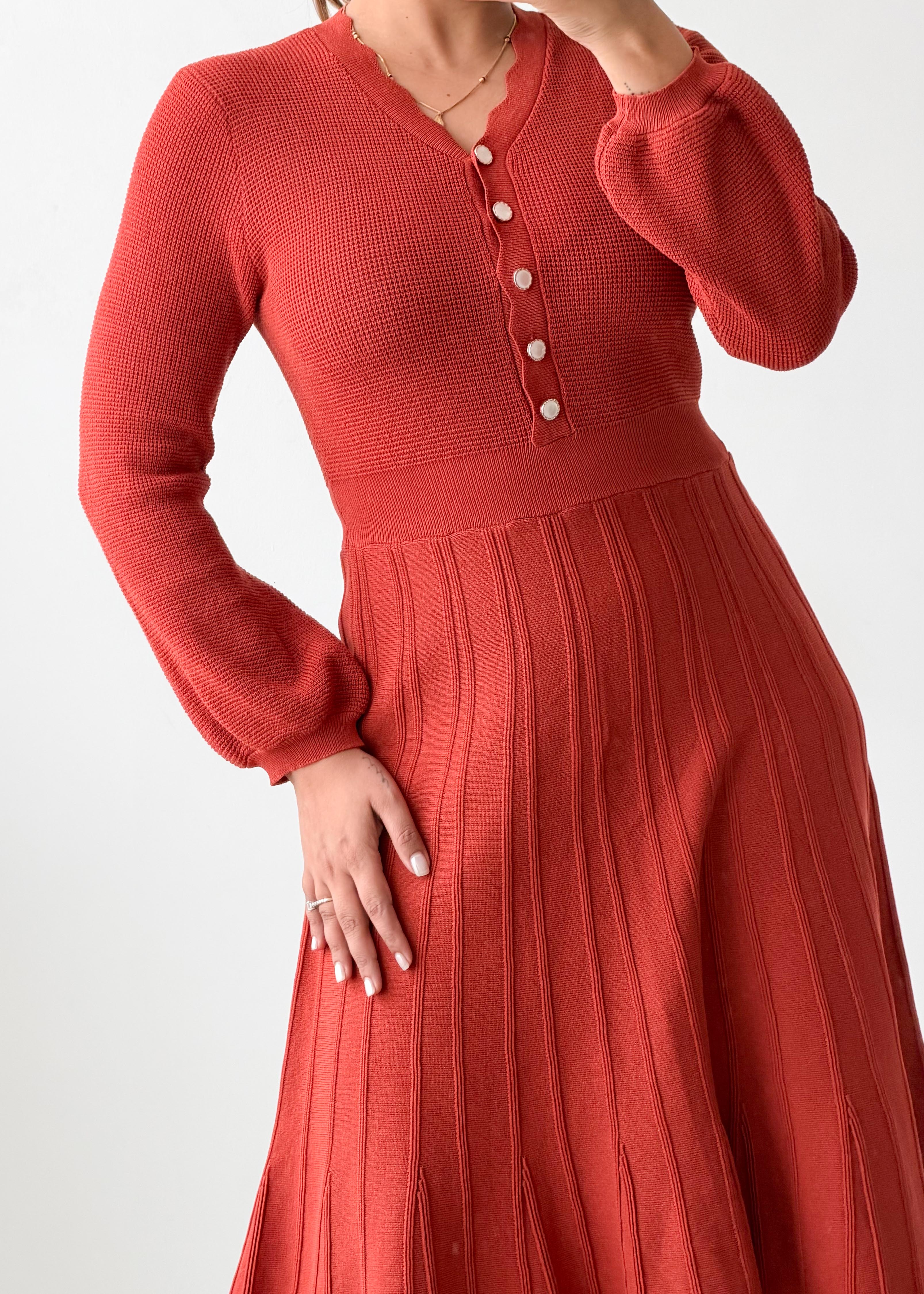 Size S-M Rust Red Ribbed Pleated Midi Dress