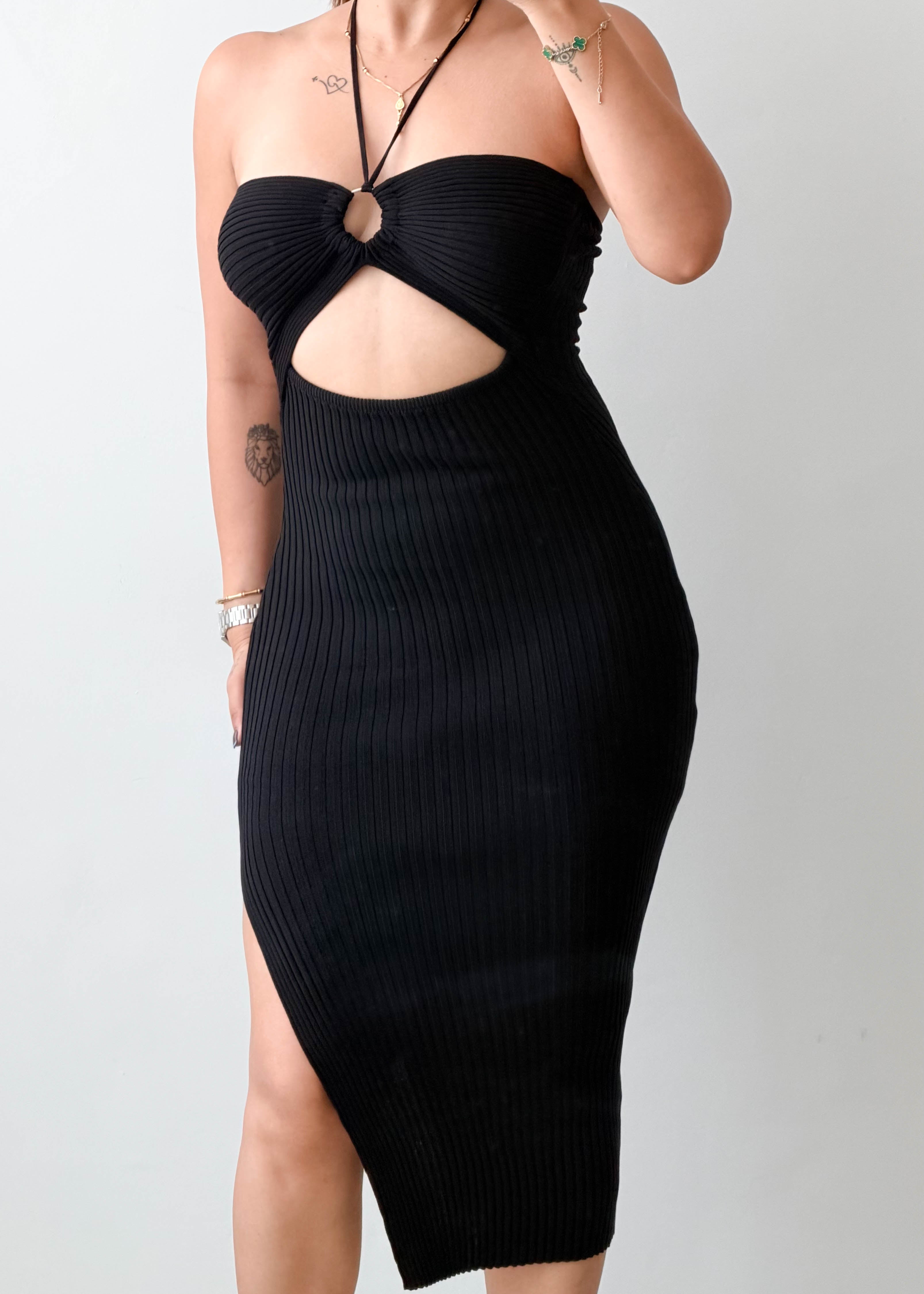 Size XS-S Black Cut-Out Ribbed Midi Dress