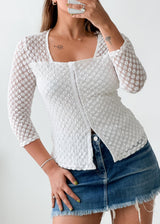 Size M-L White Textured Button Top