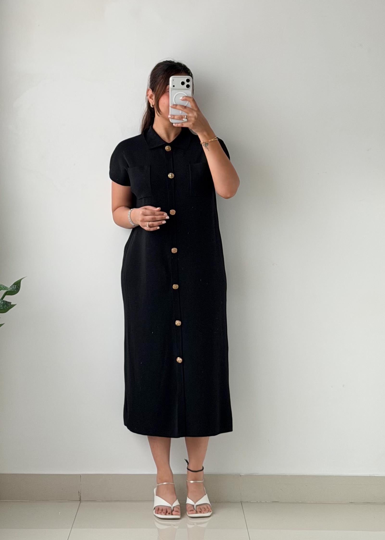 Size M-L Black Button-Front Midi Dress