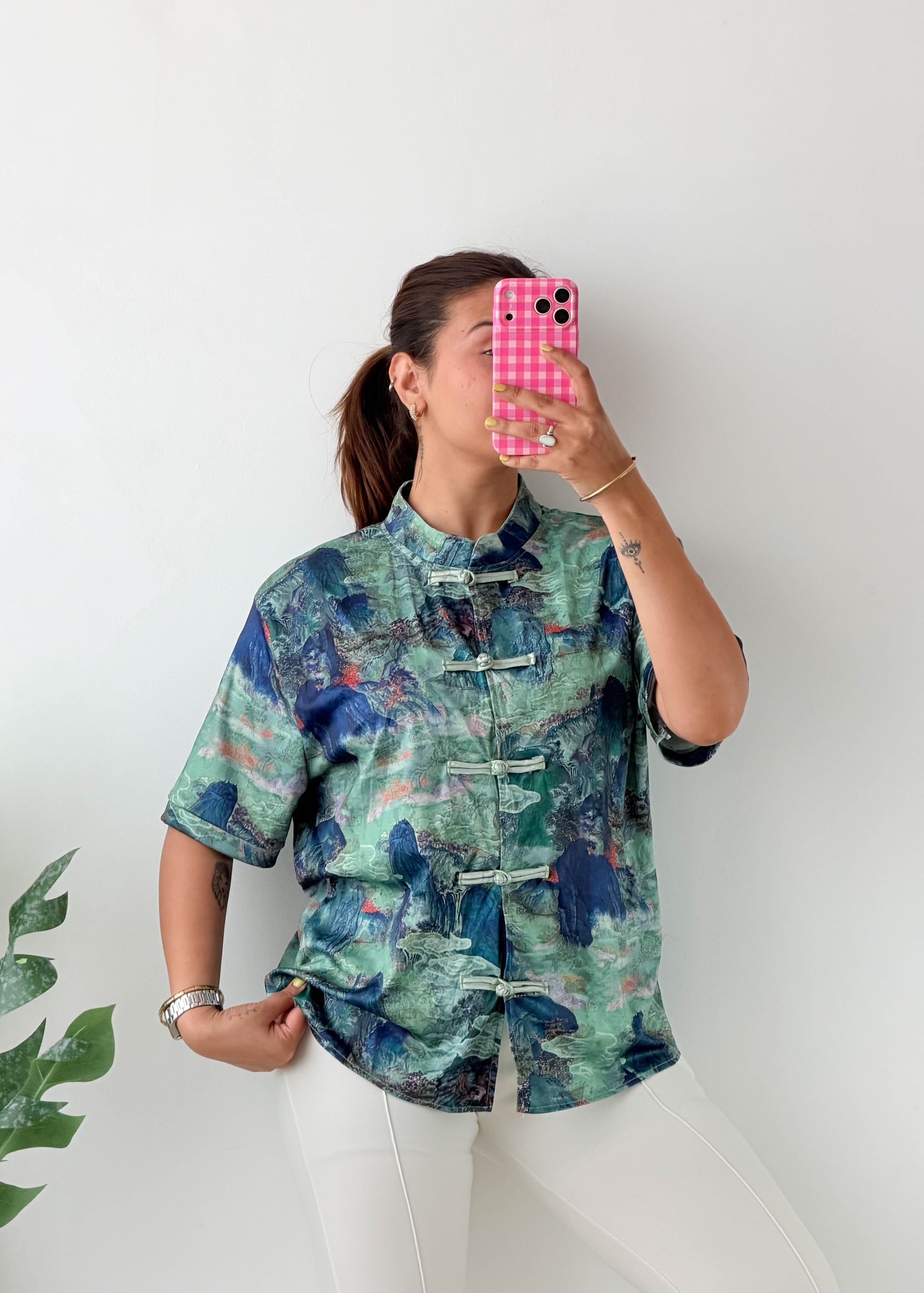 Size M-L Blue Oriental Frog Button Shirt