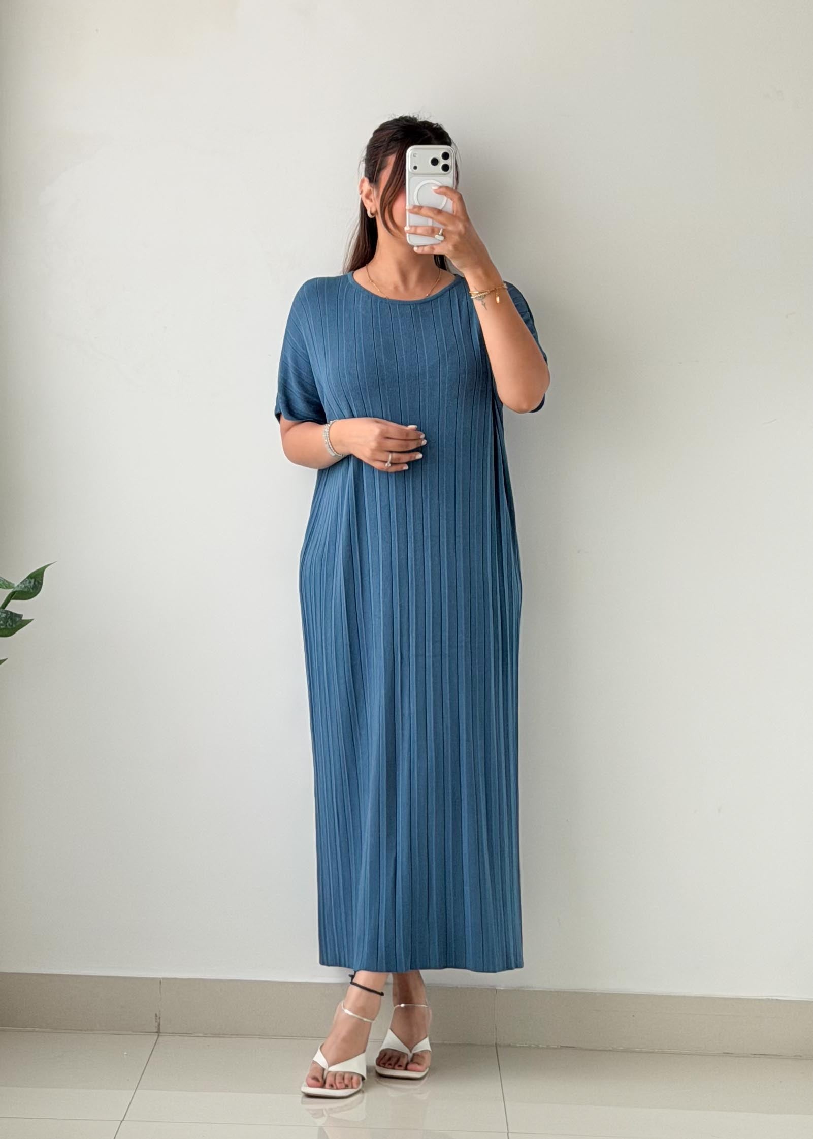 Size M-L Steel Blue Ribbed Maxi Dress