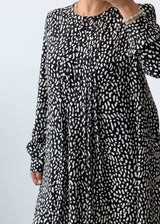 M-L Black White Printed Smock Dress