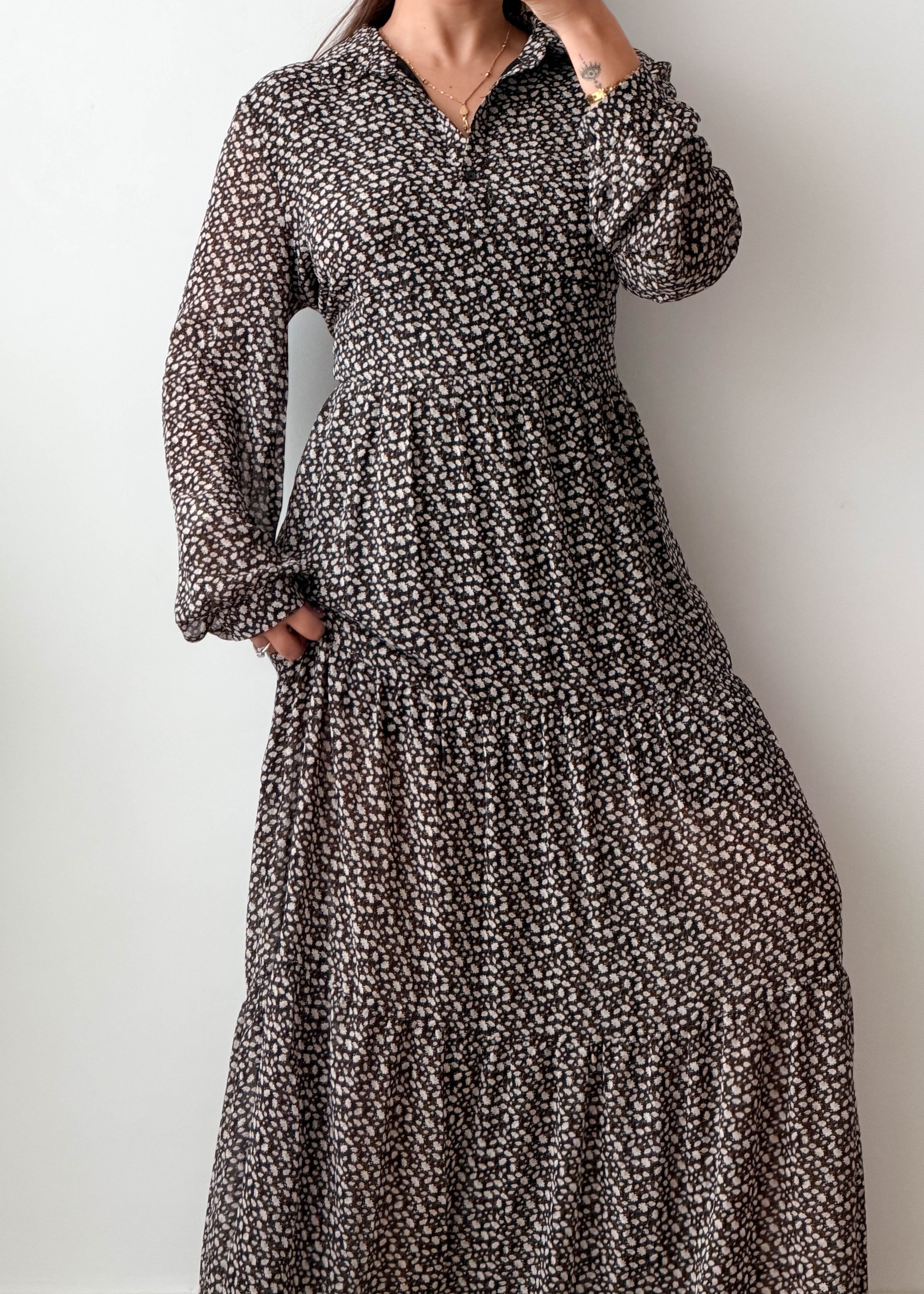 Size M-L Black Floral Tiered Maxi Dress