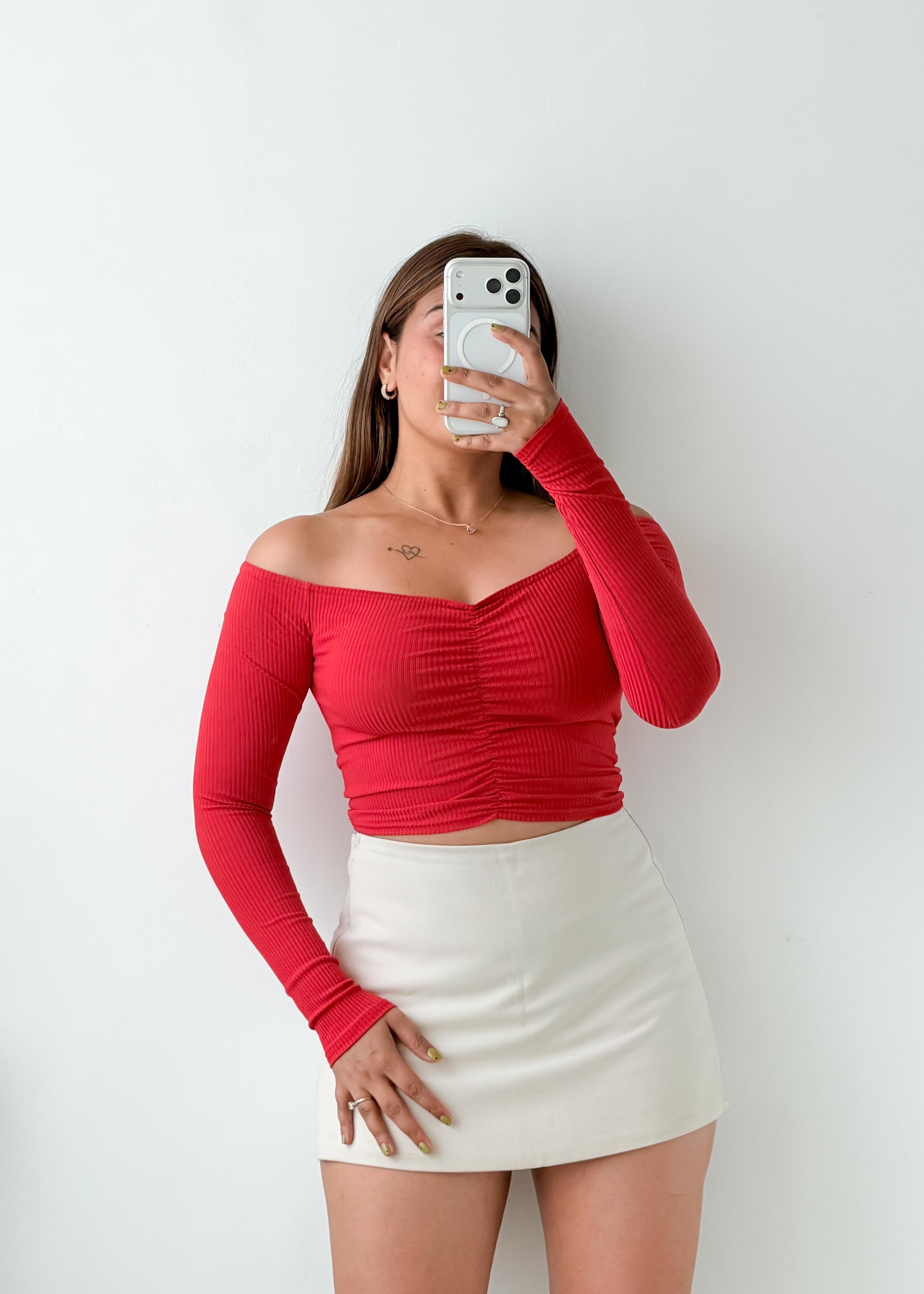 Size XS-S Red Off-Shoulder Ruched Top
