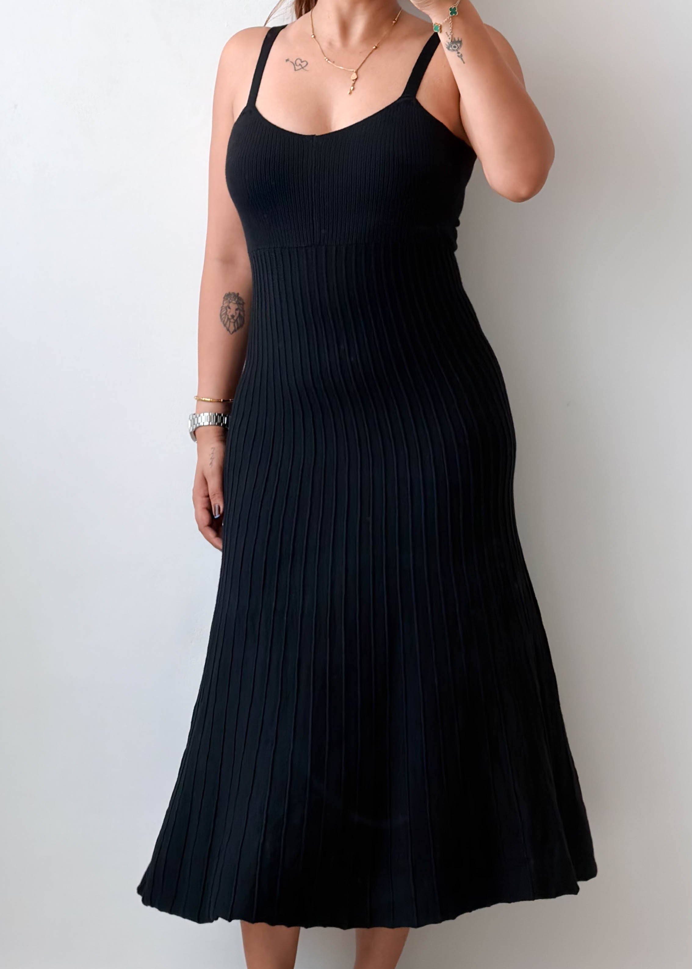 Size XS-S Black Ribbed Flare Midi Dress