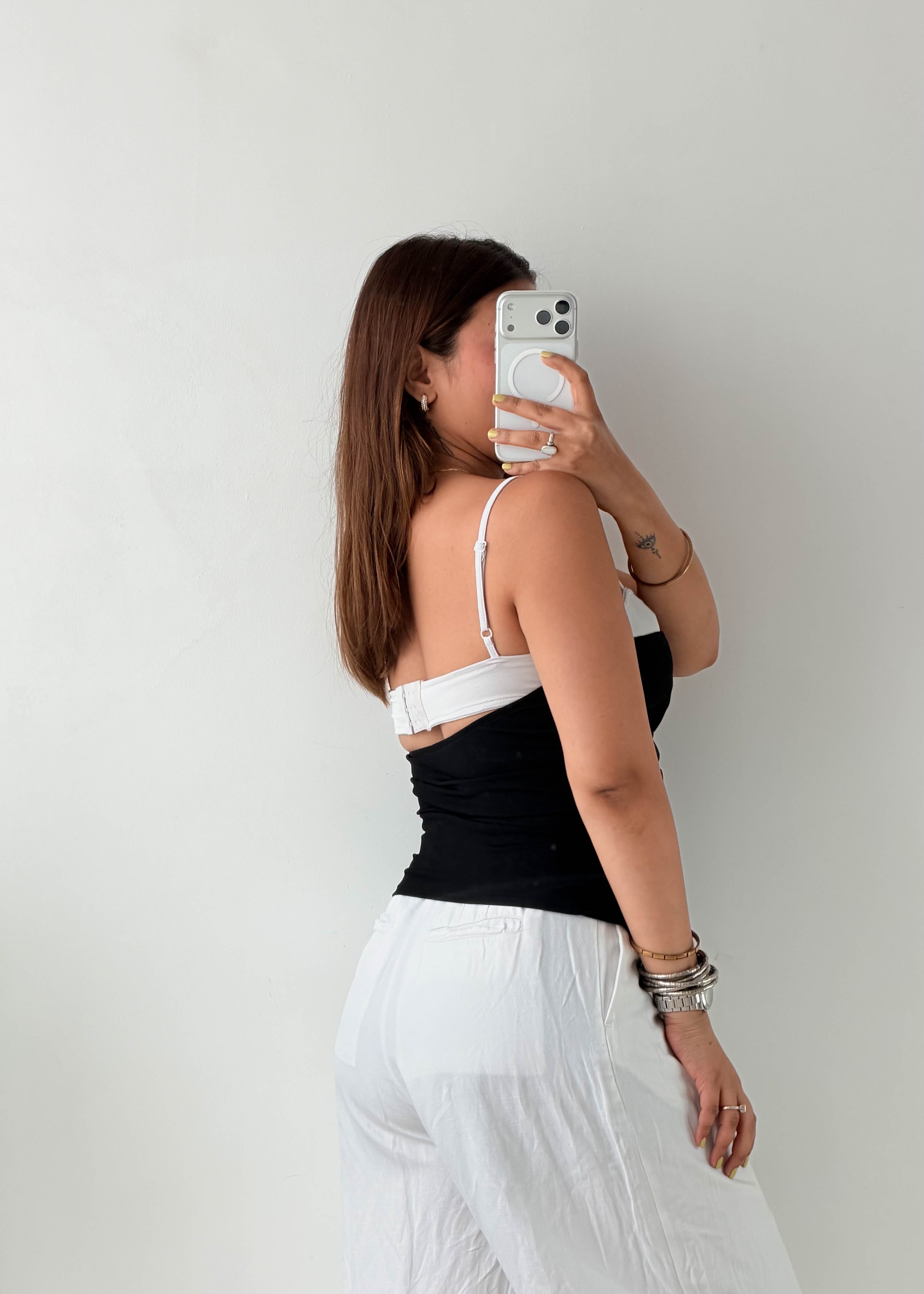 Size M-L Black & White Contrast Cami Top