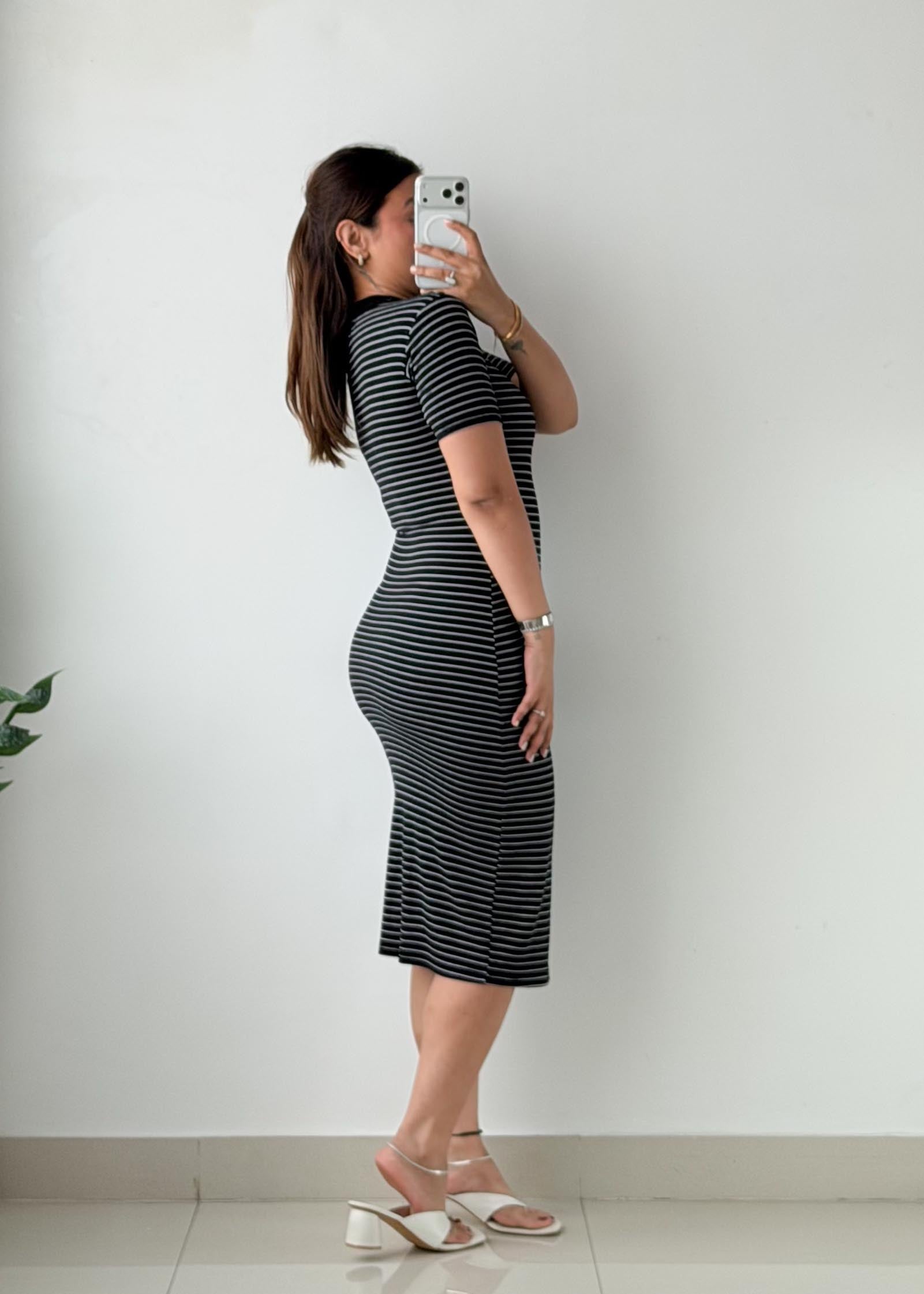 Size XS-S Black Striped Bodycon Midi Dress