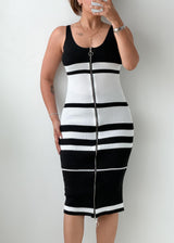 Size M-L Black & White Striped Ribbed Midi Dress