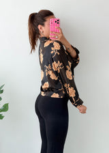 Size M-L Black Rose Print Shirt