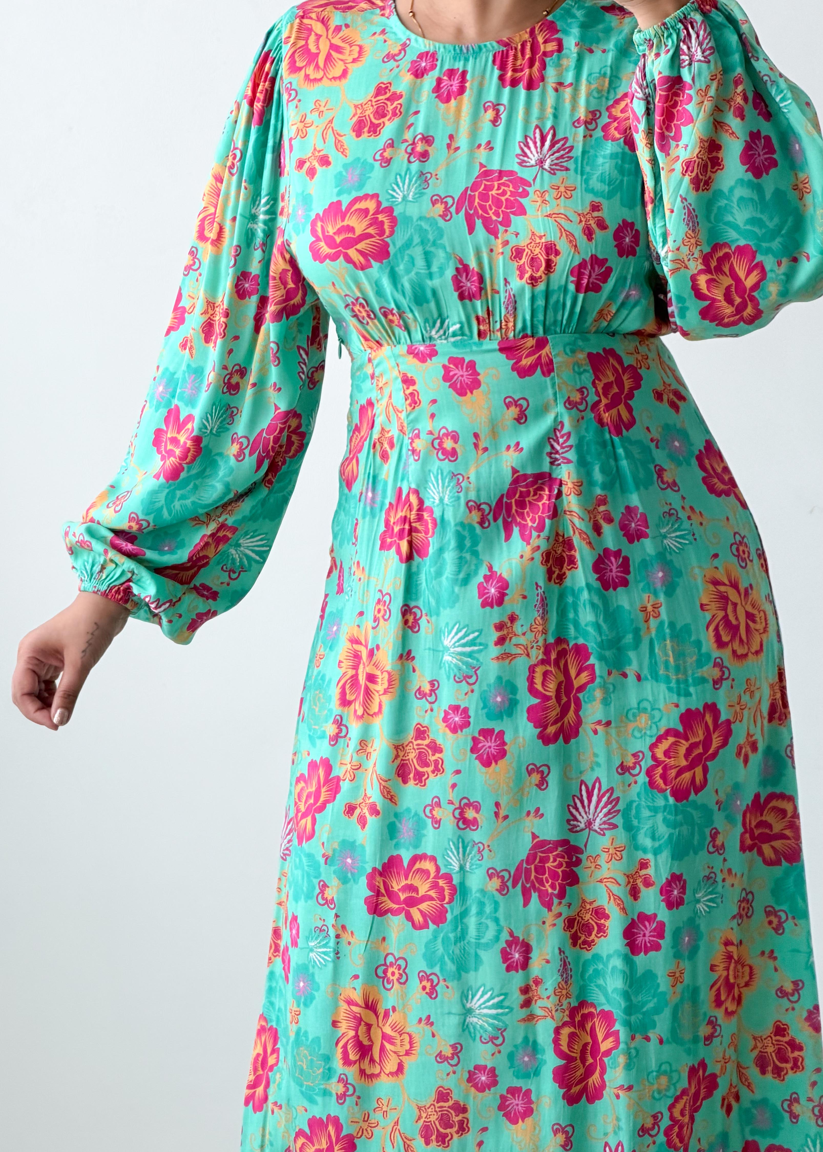 Size XS-S Aqua Floral Print Maxi Dress