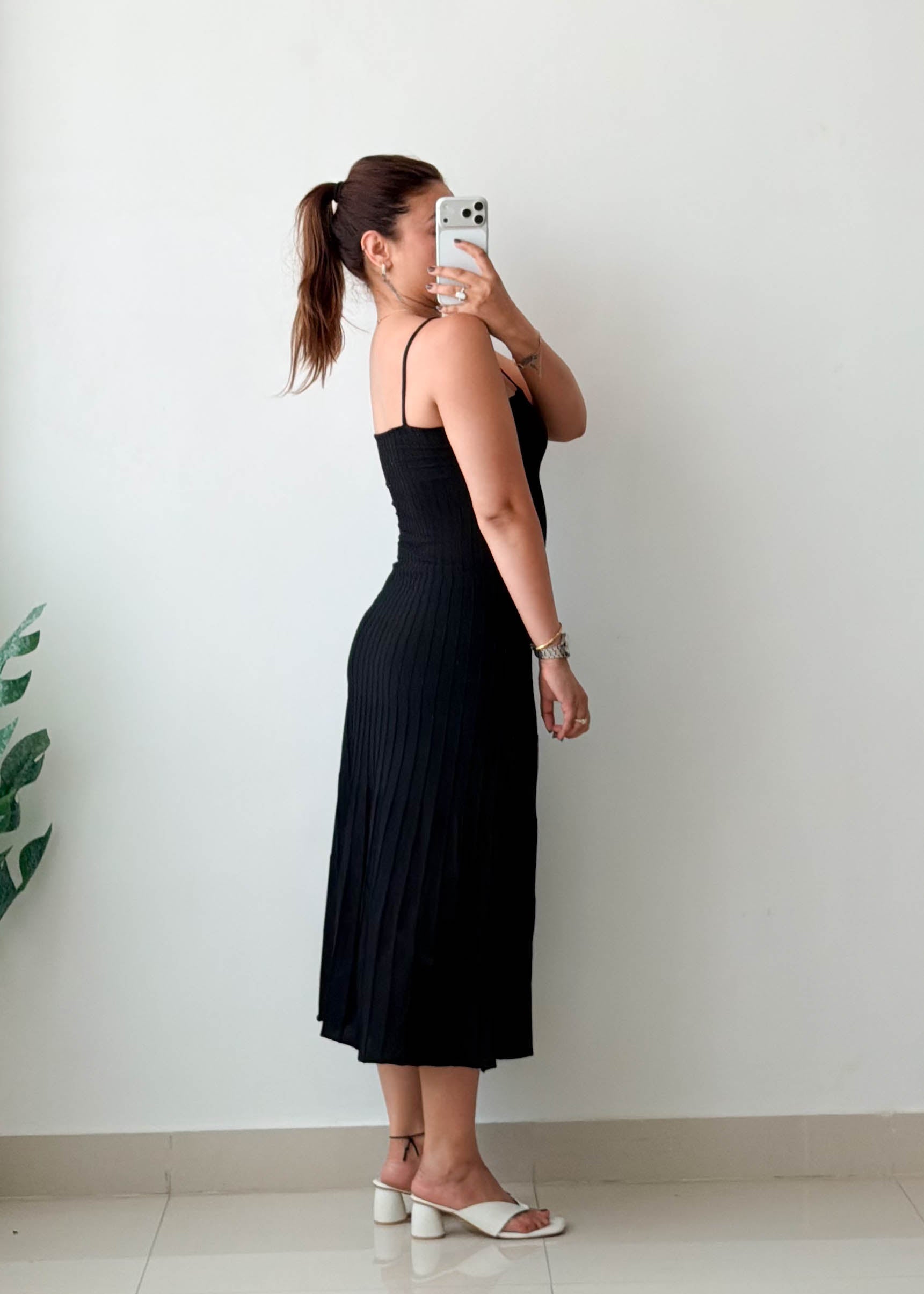 Size XS-S Black Ribbed Strap Midi Dress