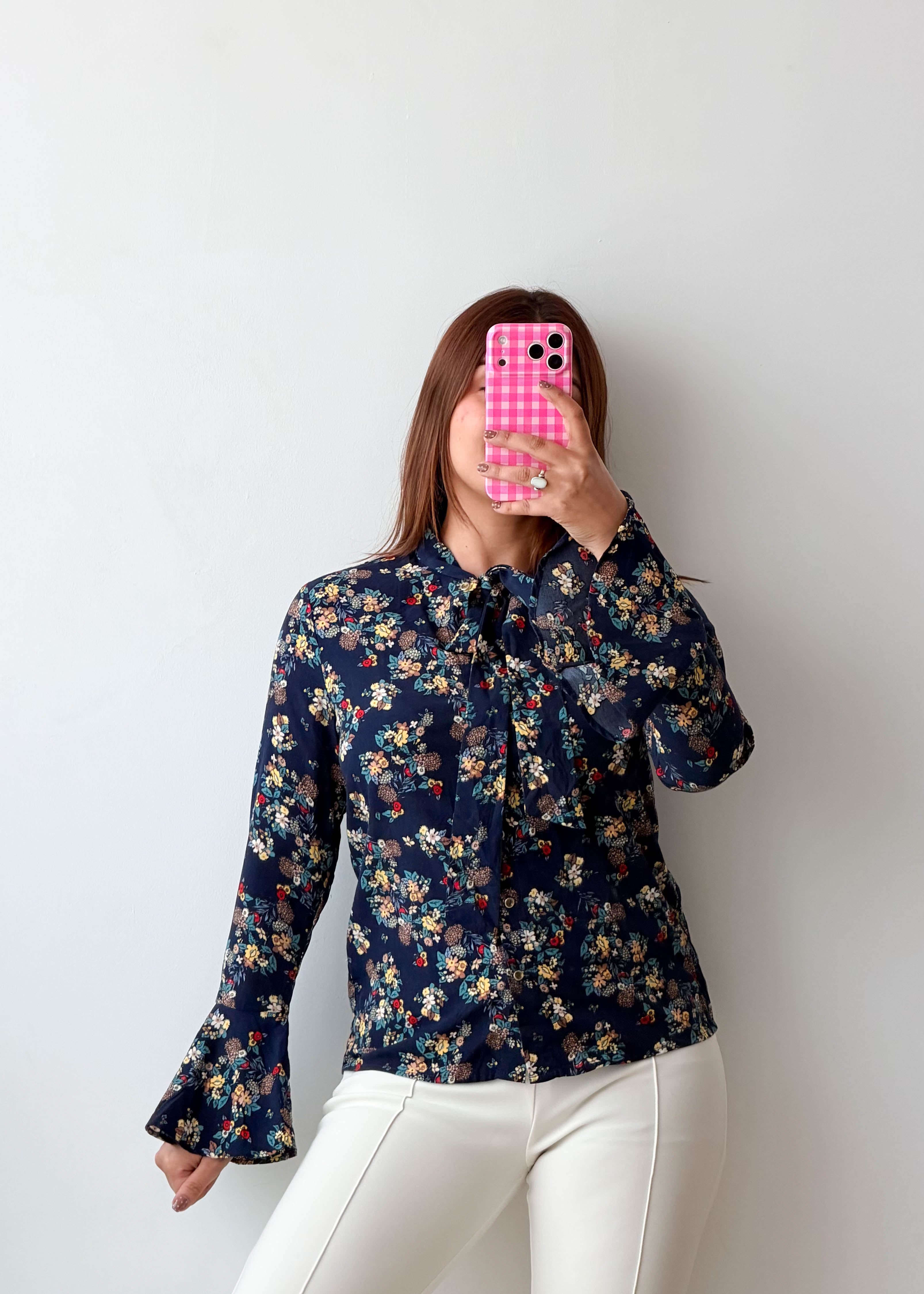 Size XS-S Navy Floral Tie-Neck Shirt Top