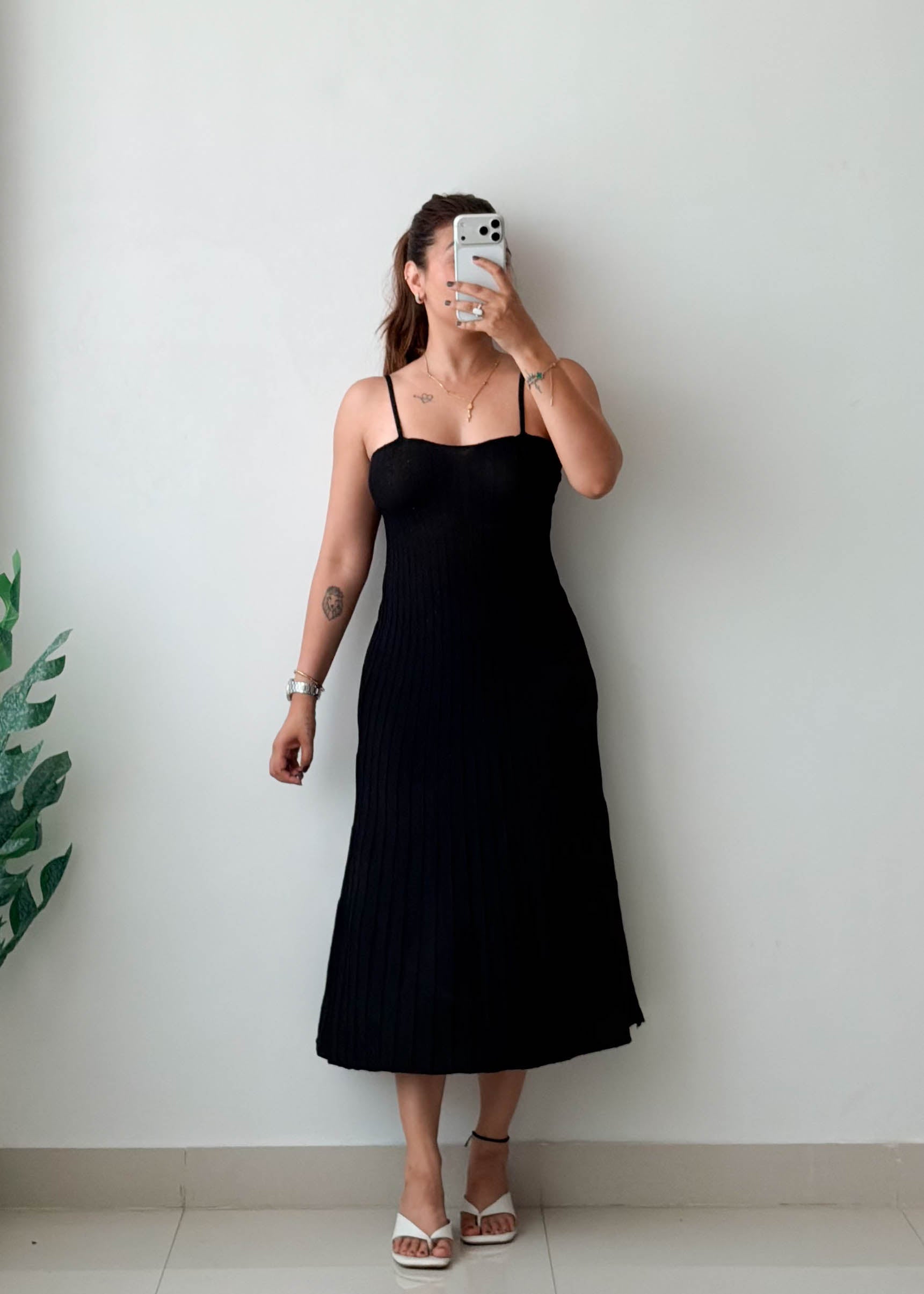 Size XS-S Black Ribbed Strap Midi Dress