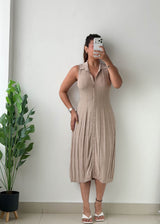 Size XS-S Beige Collared Button Midi Dress