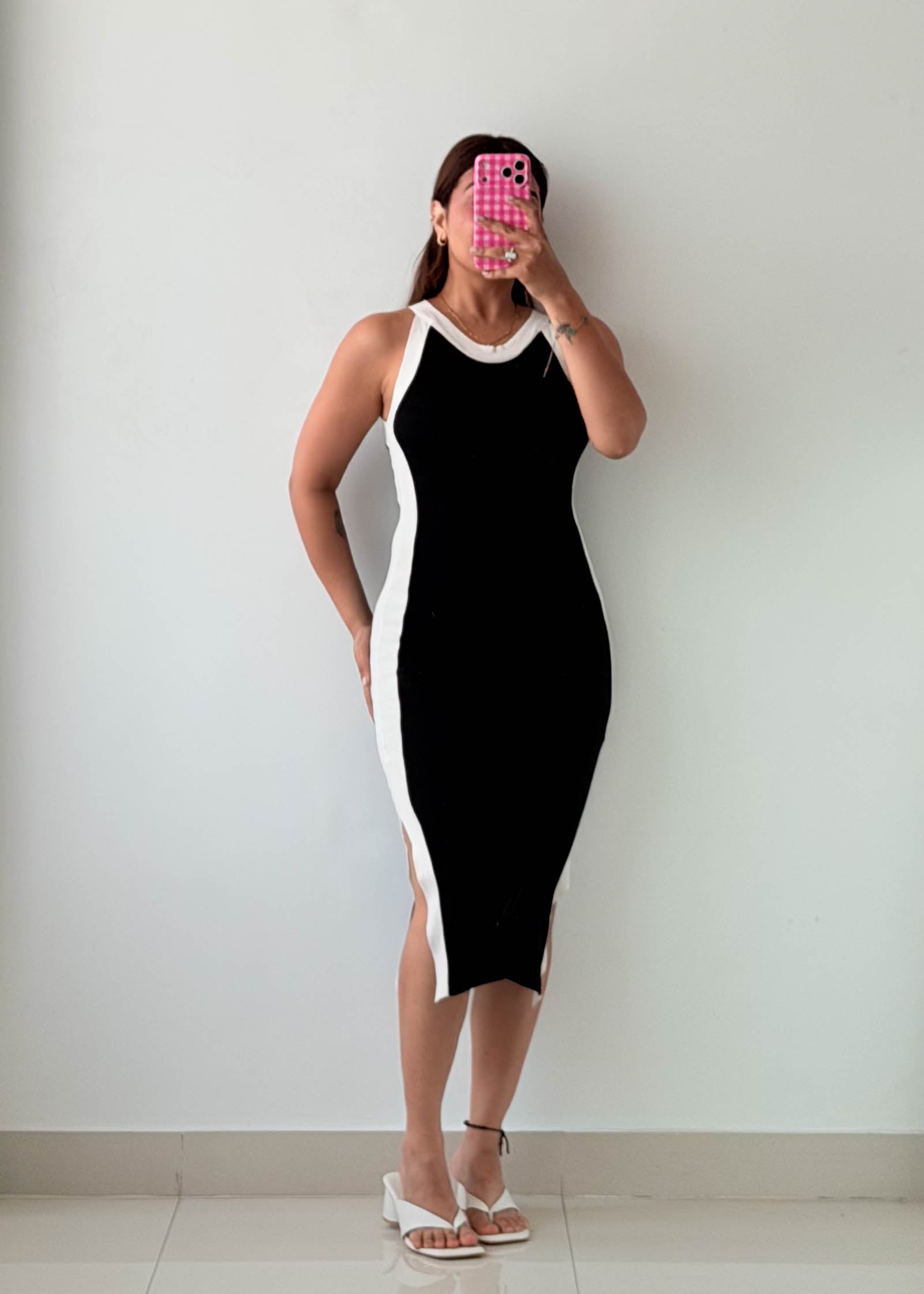 Size S-M Black Contrast Panel Midi Dress