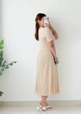 Size S-M Beige Ribbed Pleated Midi Dress