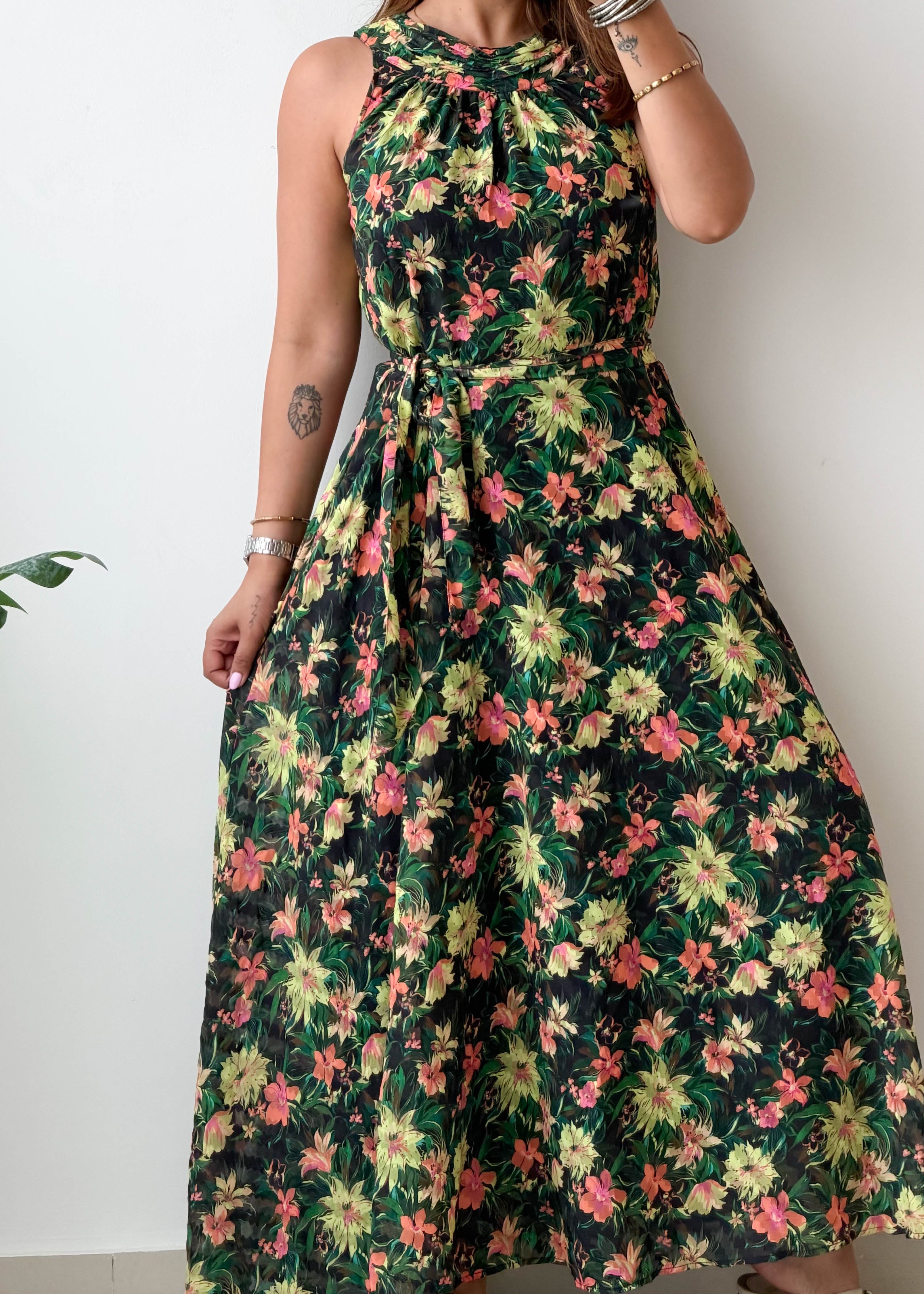 Size M-L Black Floral Halter Maxi Dress