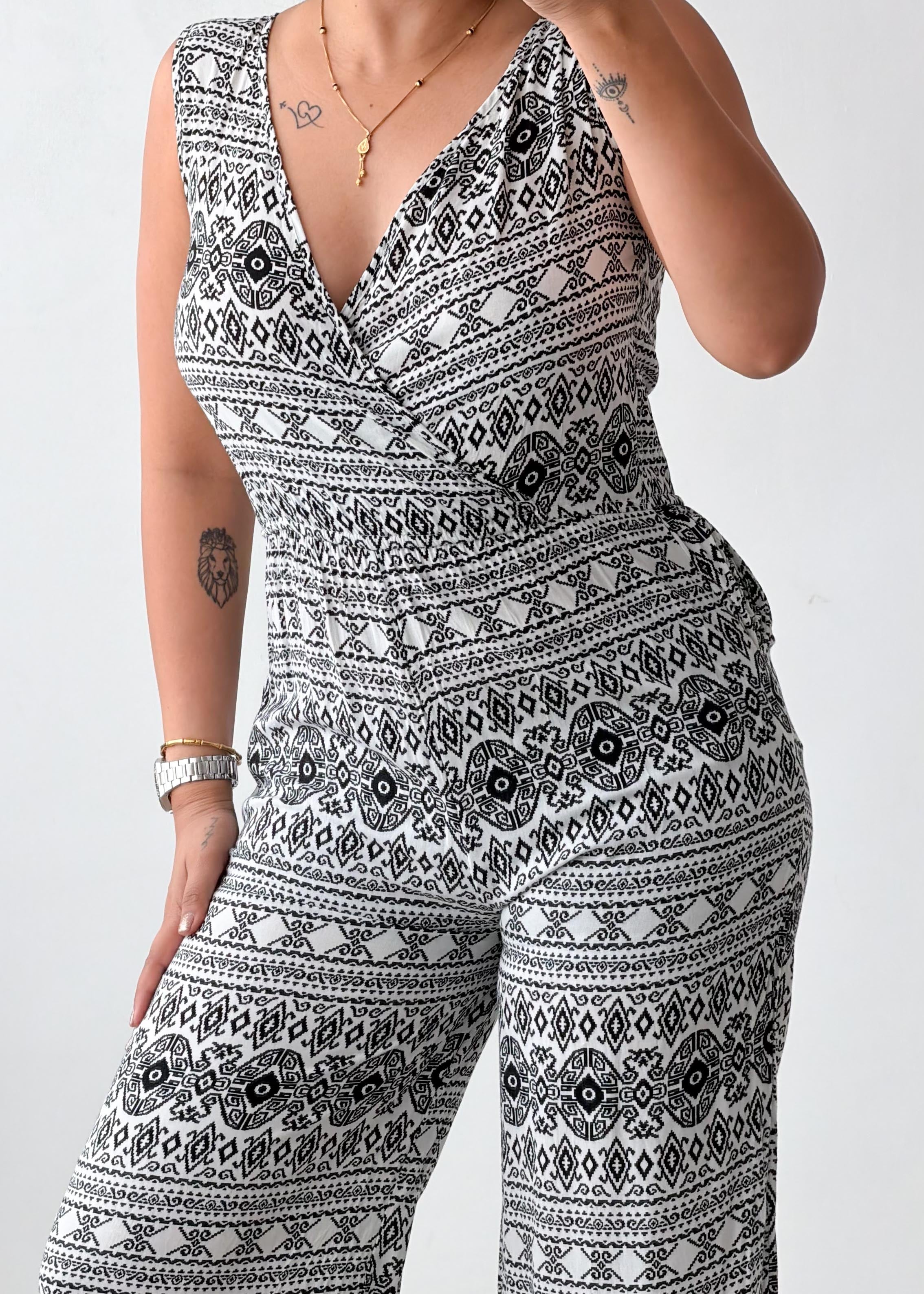 Size XS-S Black & White Tribal Print Wide-Leg Jumpsuit