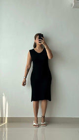 Size XS-S, Black V-Neck Midi Dress
