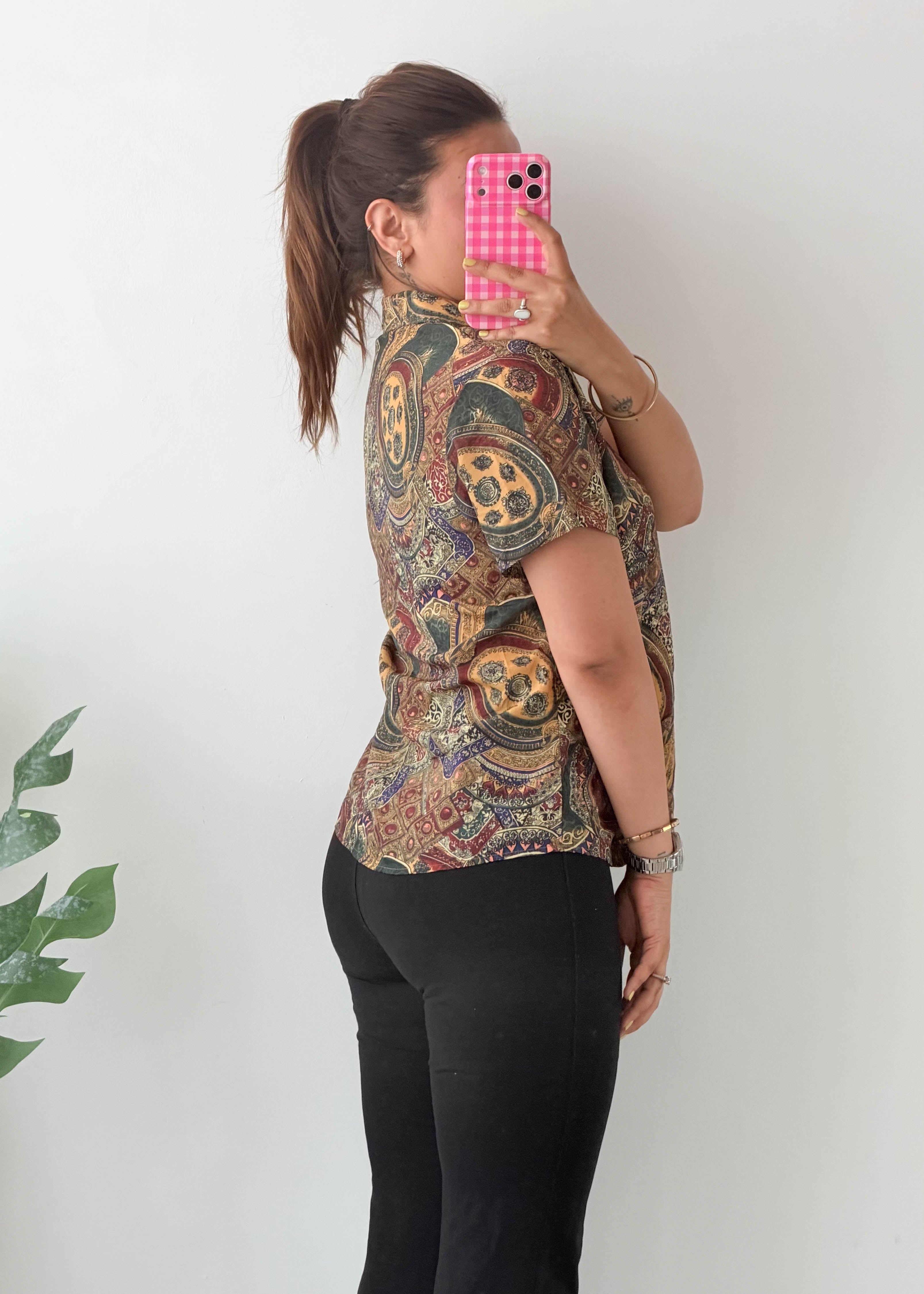Size S-M Multicolor Paisley Shirt