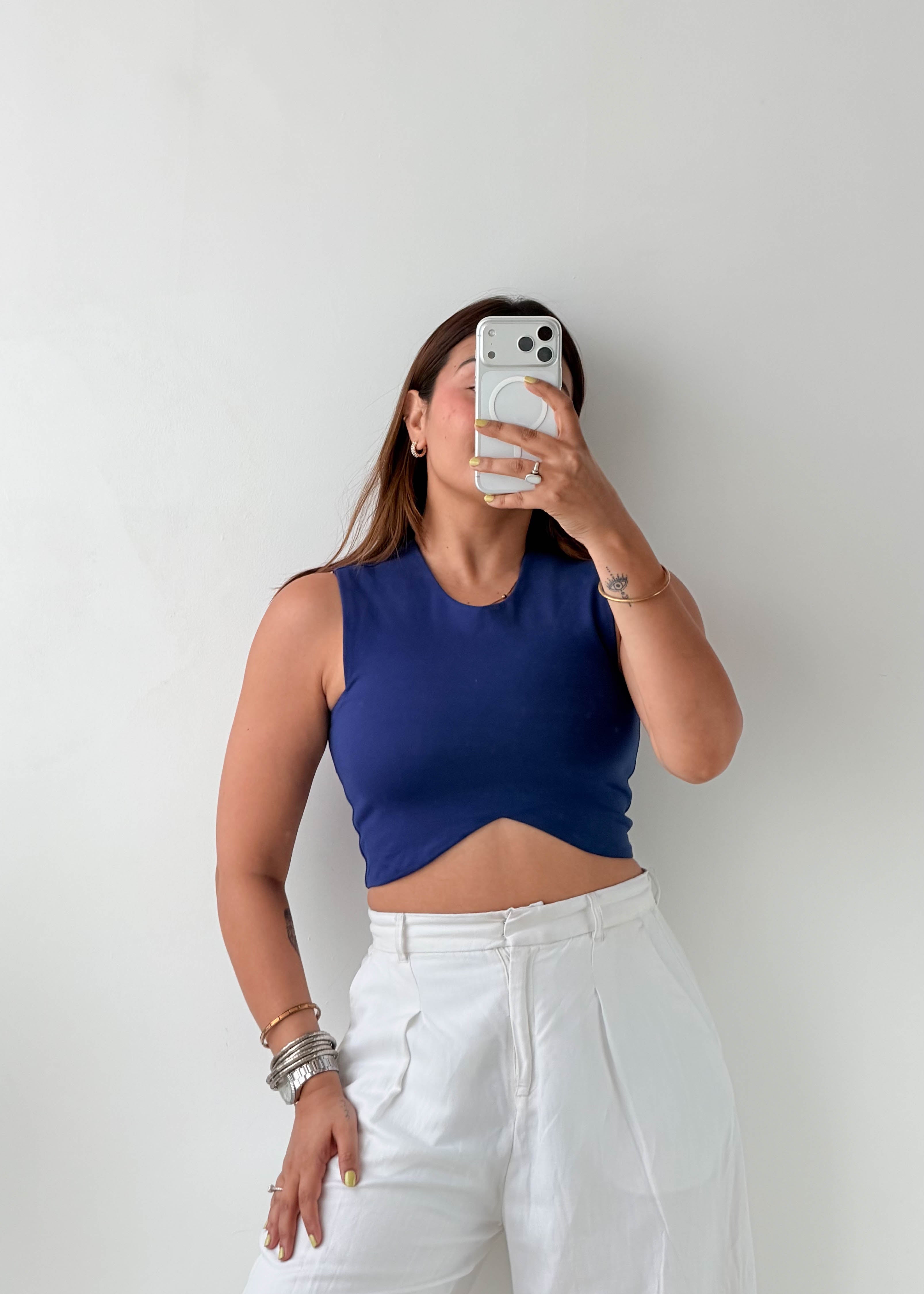 Size S-M Navy Asymmetric Hem Crop Top