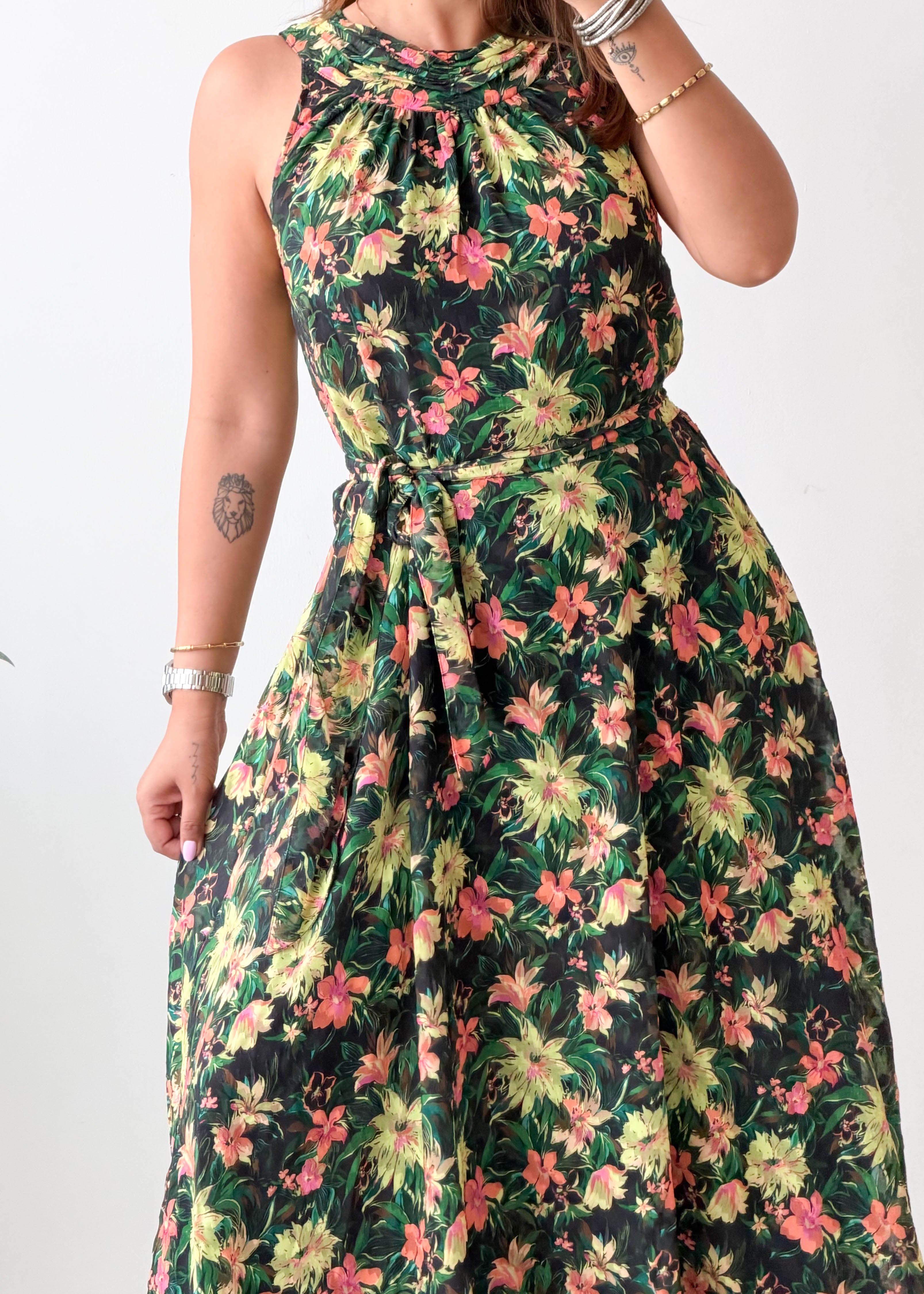 Size M-L Black Floral Halter Maxi Dress