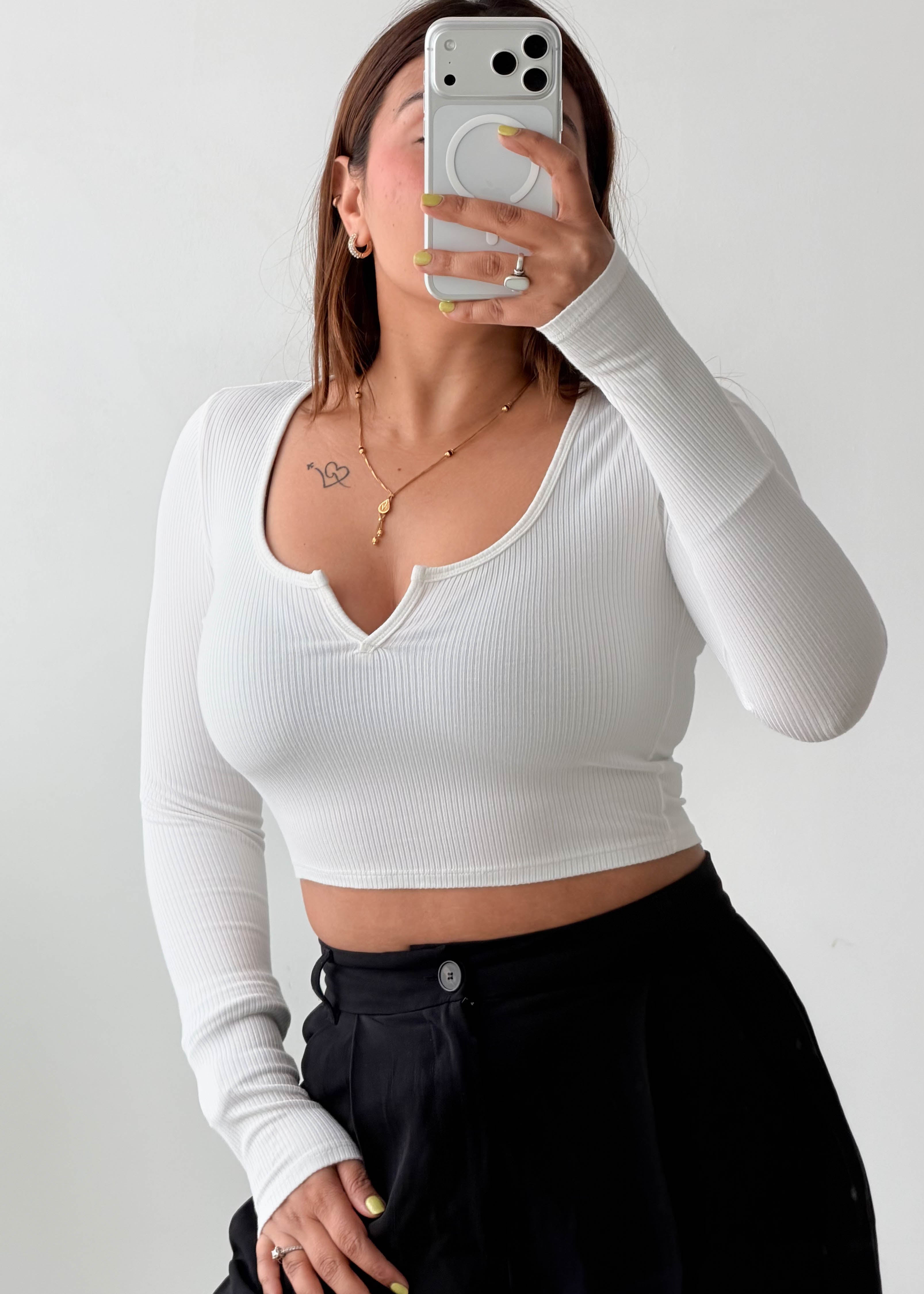 Size XS-S White Notch Neck Crop Top