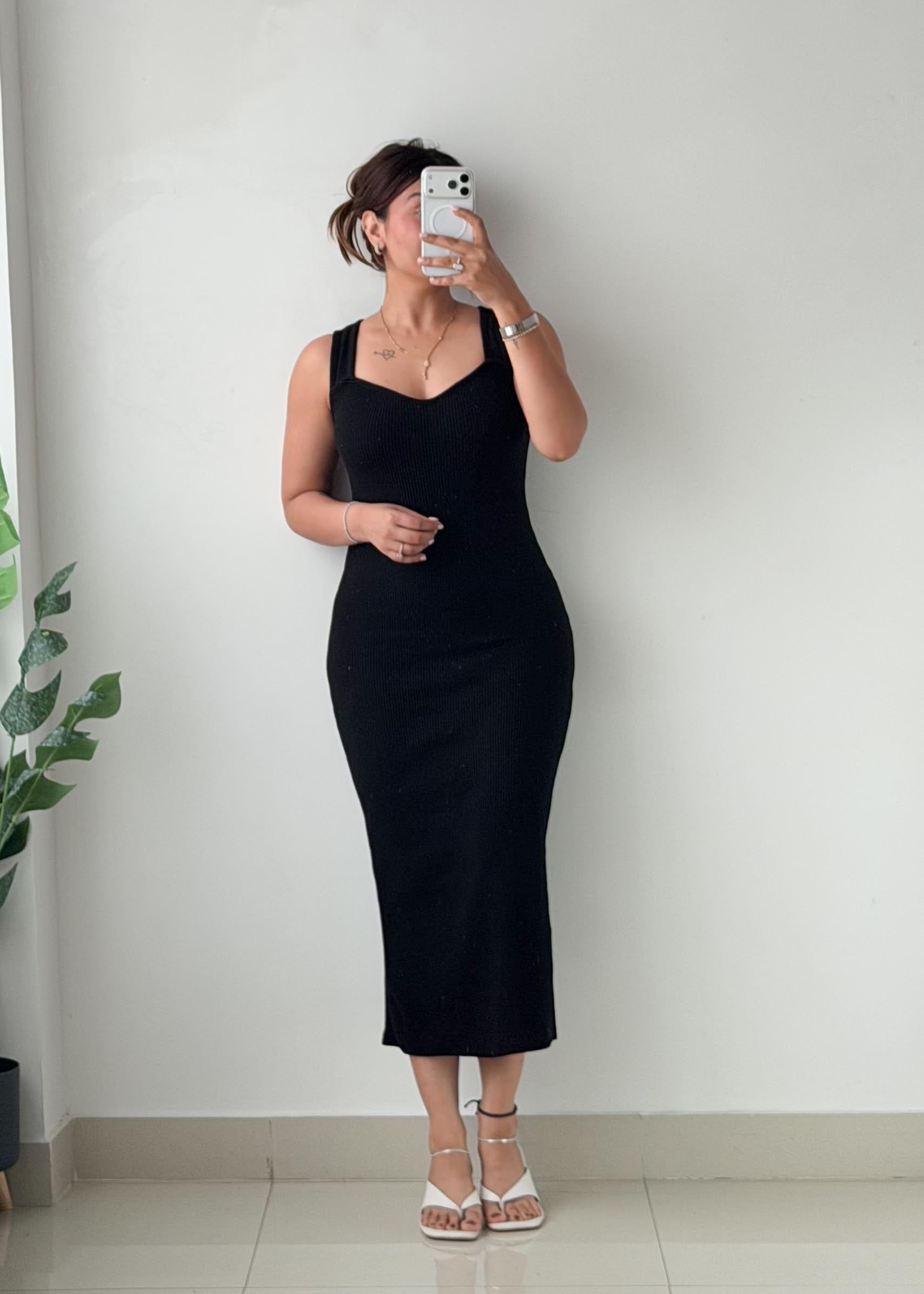 Size XS-M Black Ribbed Bodycon Midi Dress