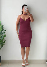 Size M-L Burgundy Ribbed Choker Bodycon Midi Dress