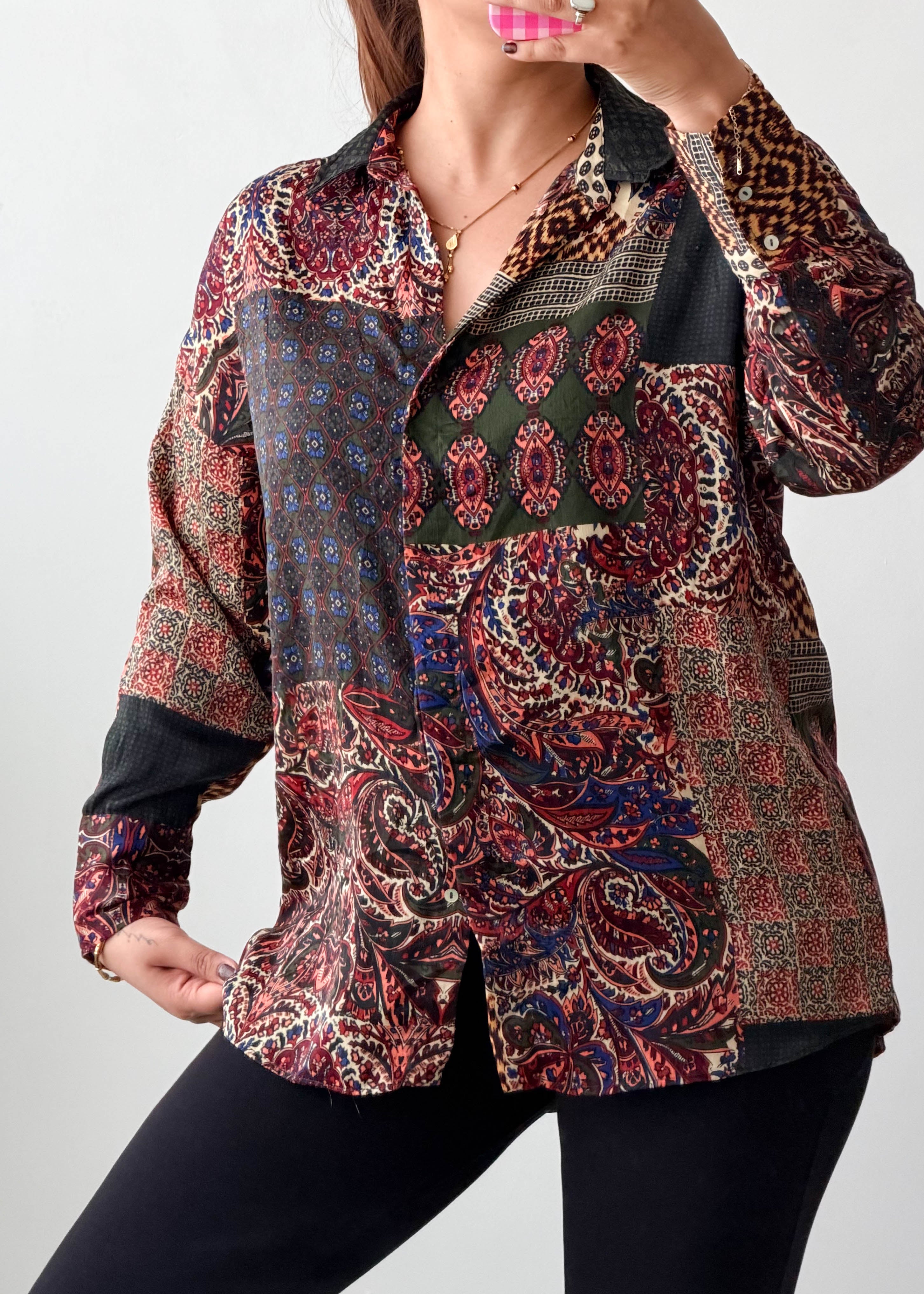 Size S-M Multicolor Paisley Print Shirt Top