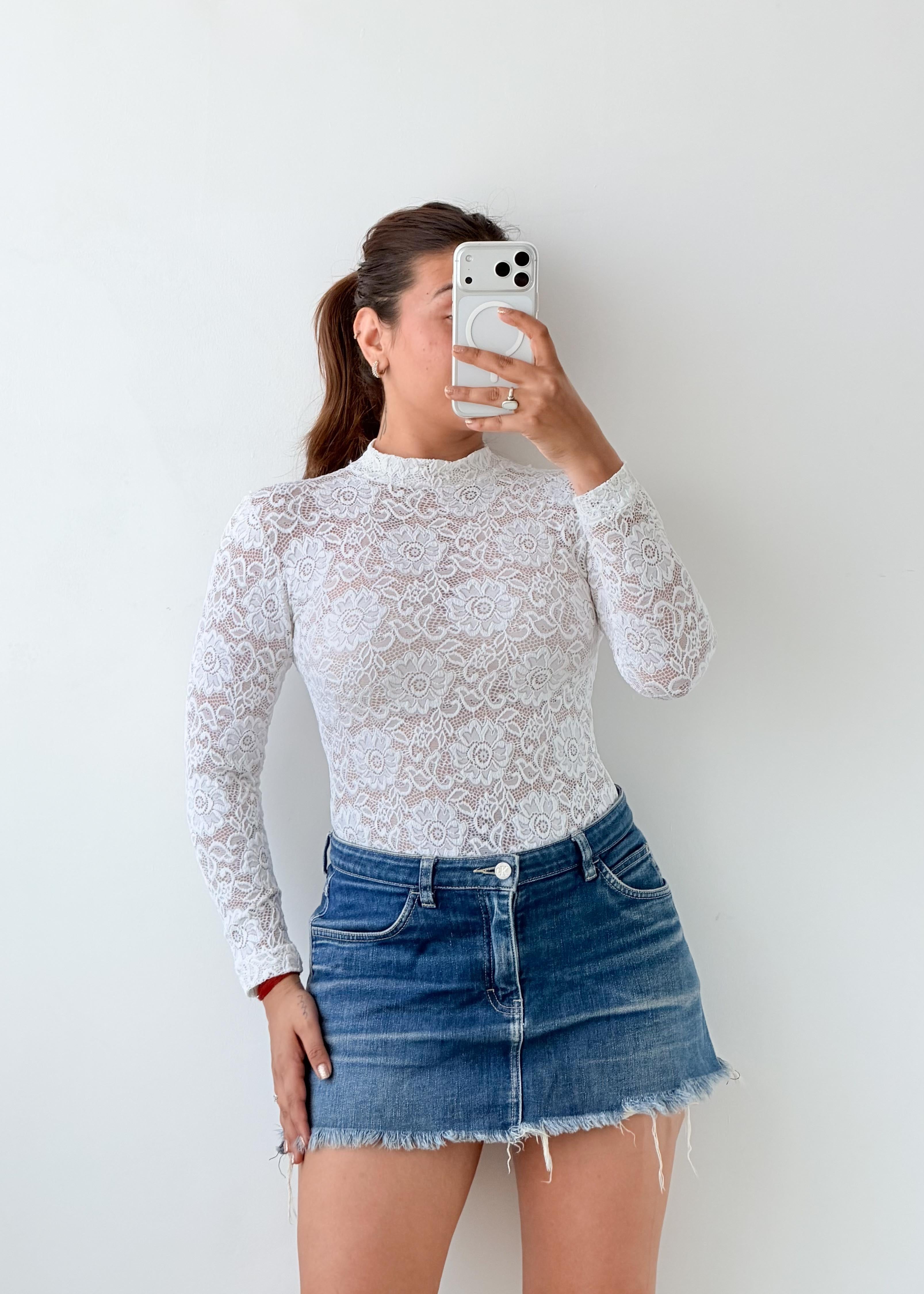 Size XS-S White High Neck Lace Bodysuit
