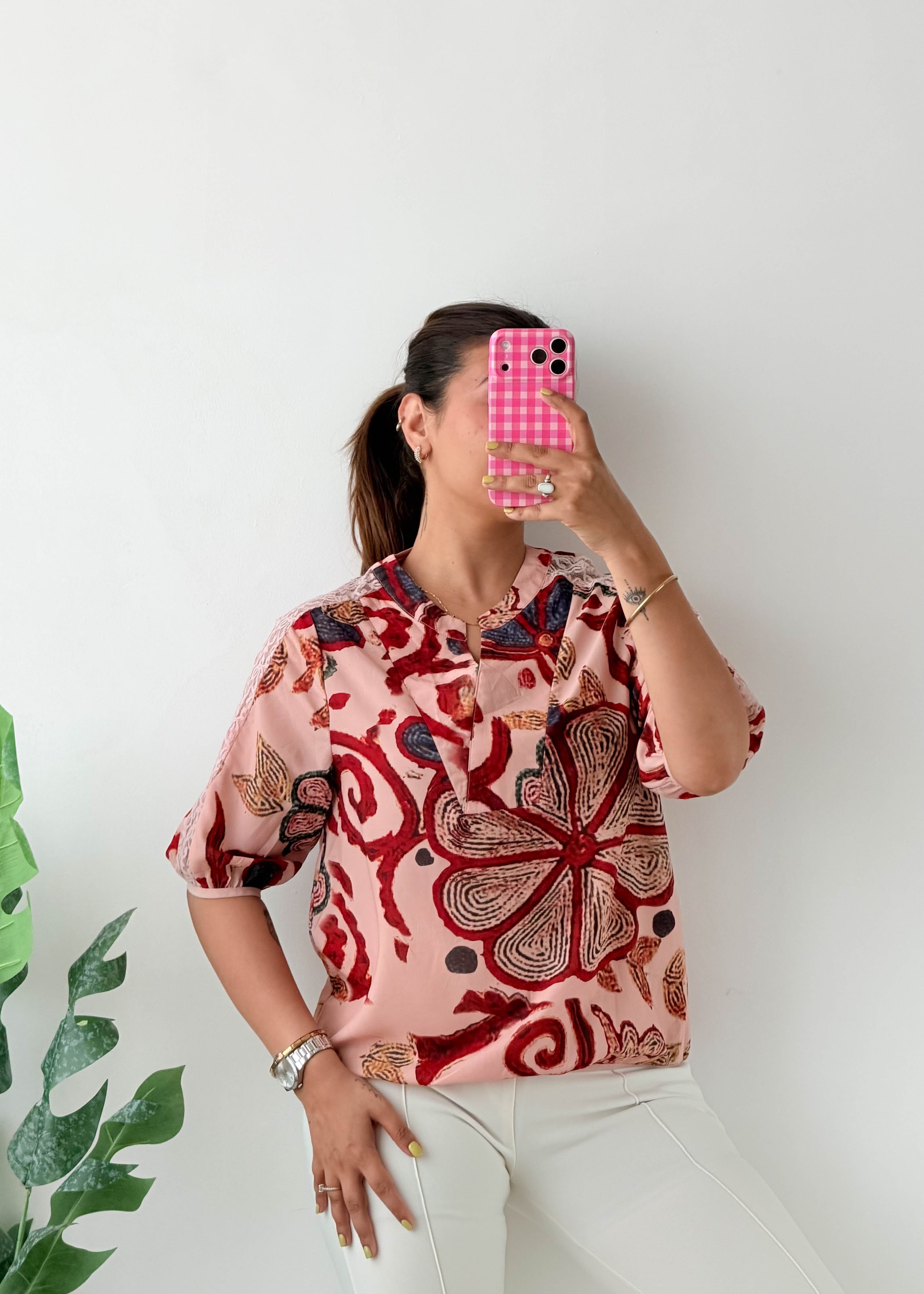 Size M-L Pink Abstract Print Blouse