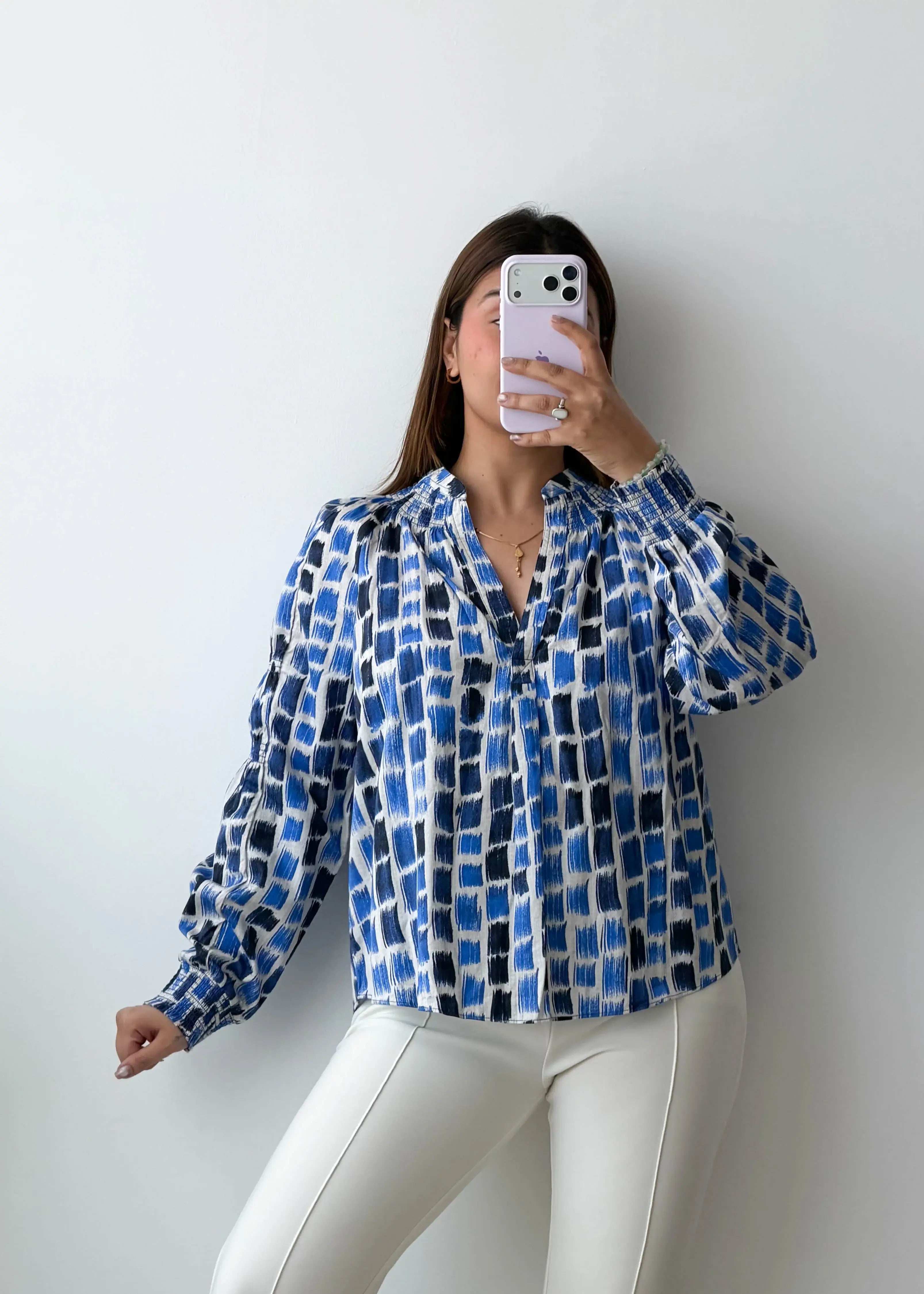 Size S-M / L-XL Blue Abstract Print Shirt