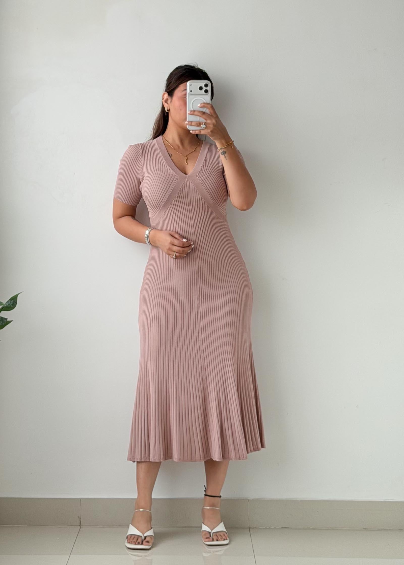Size S-M Dusty Pink Ribbed Midi Dress