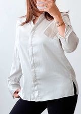 Size S-M White Classic Shirt Top