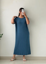 Size M-L Steel Blue Ribbed Maxi Dress